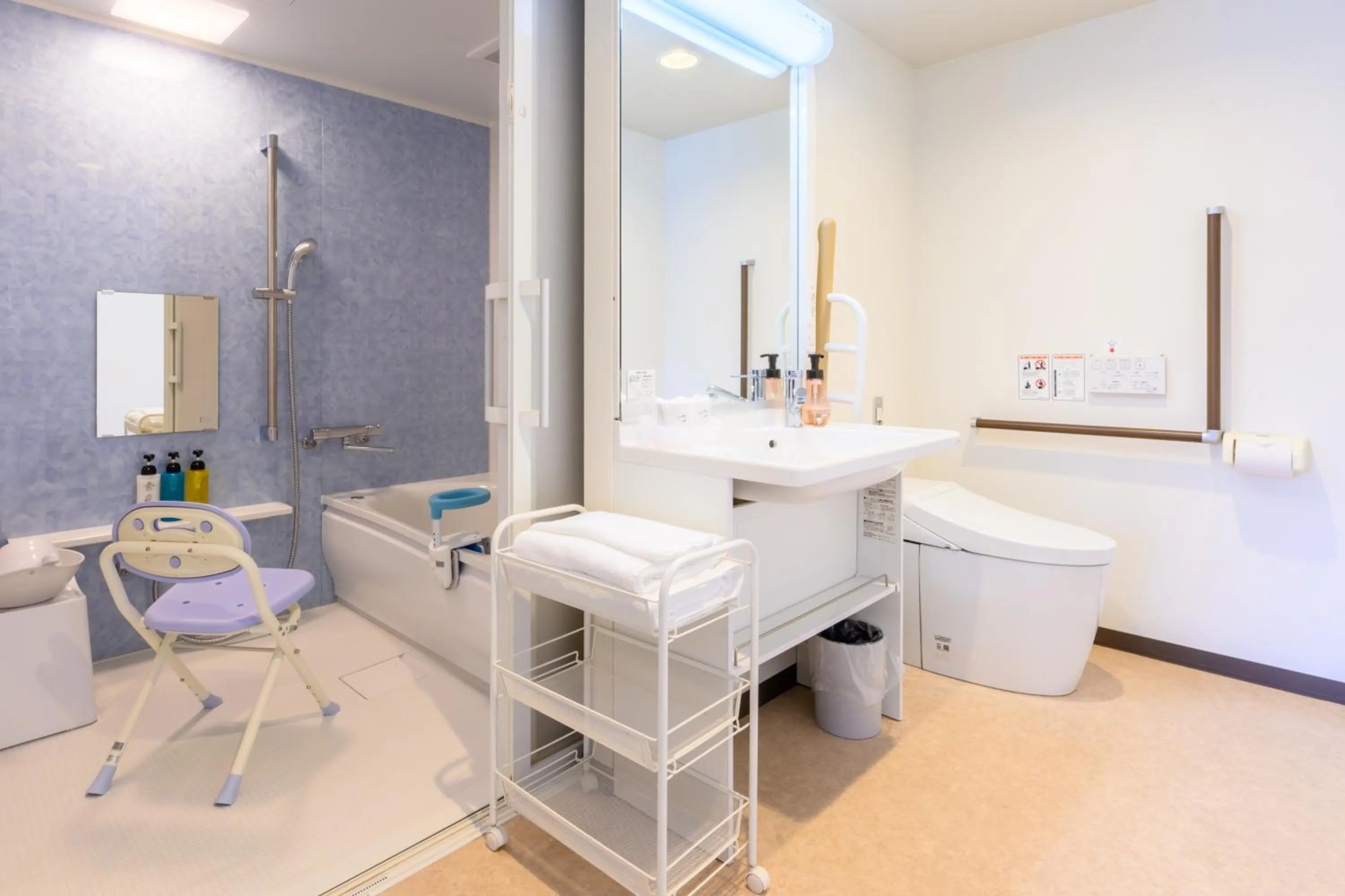 Bathroom in Miyajima Coral Hotel