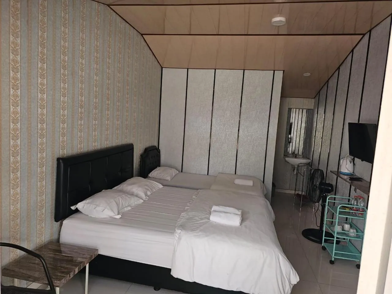 Bed in Bromo Camp House