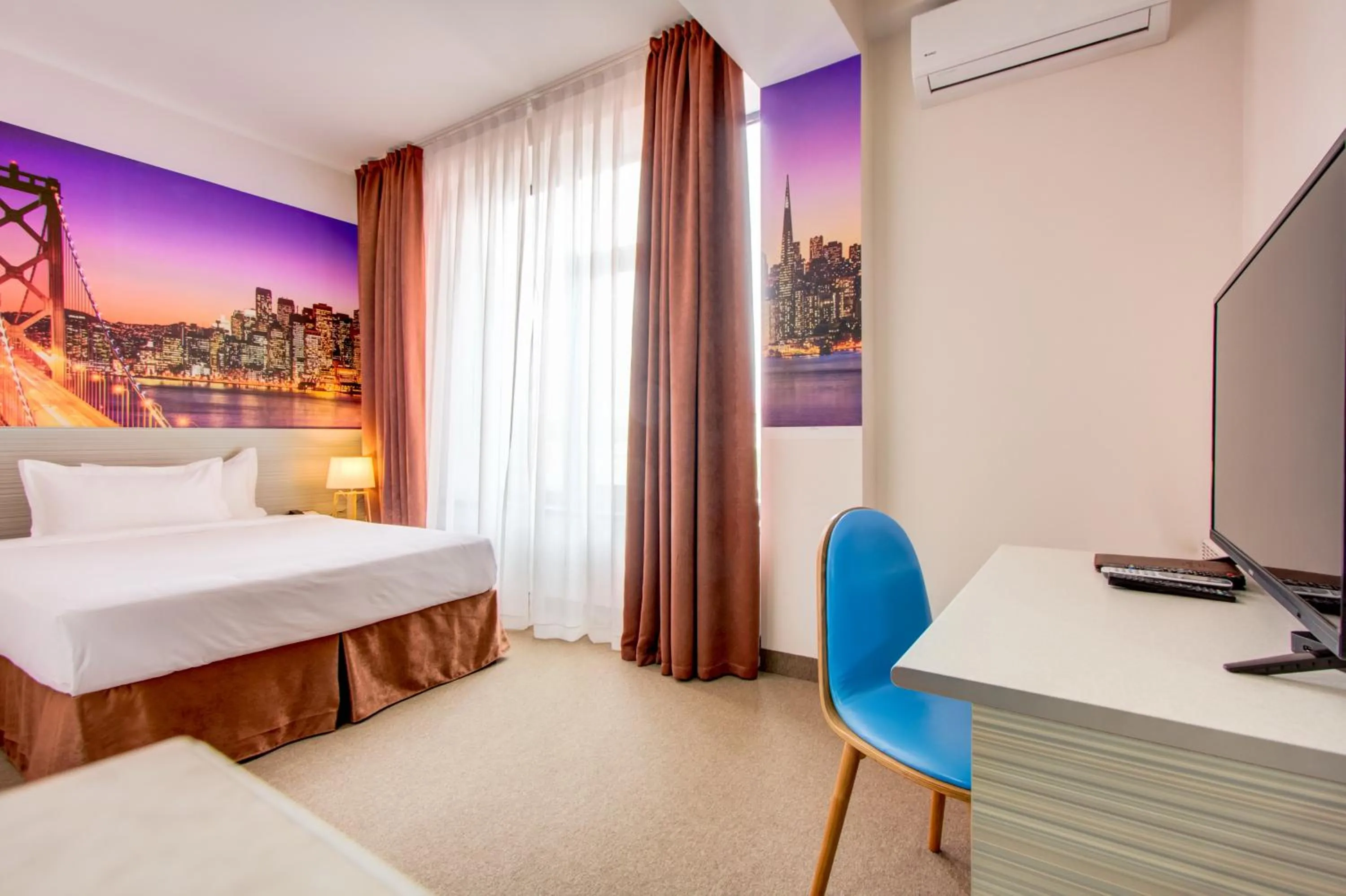 Photo of the whole room, Bed in Hotel Bridges Bishkek