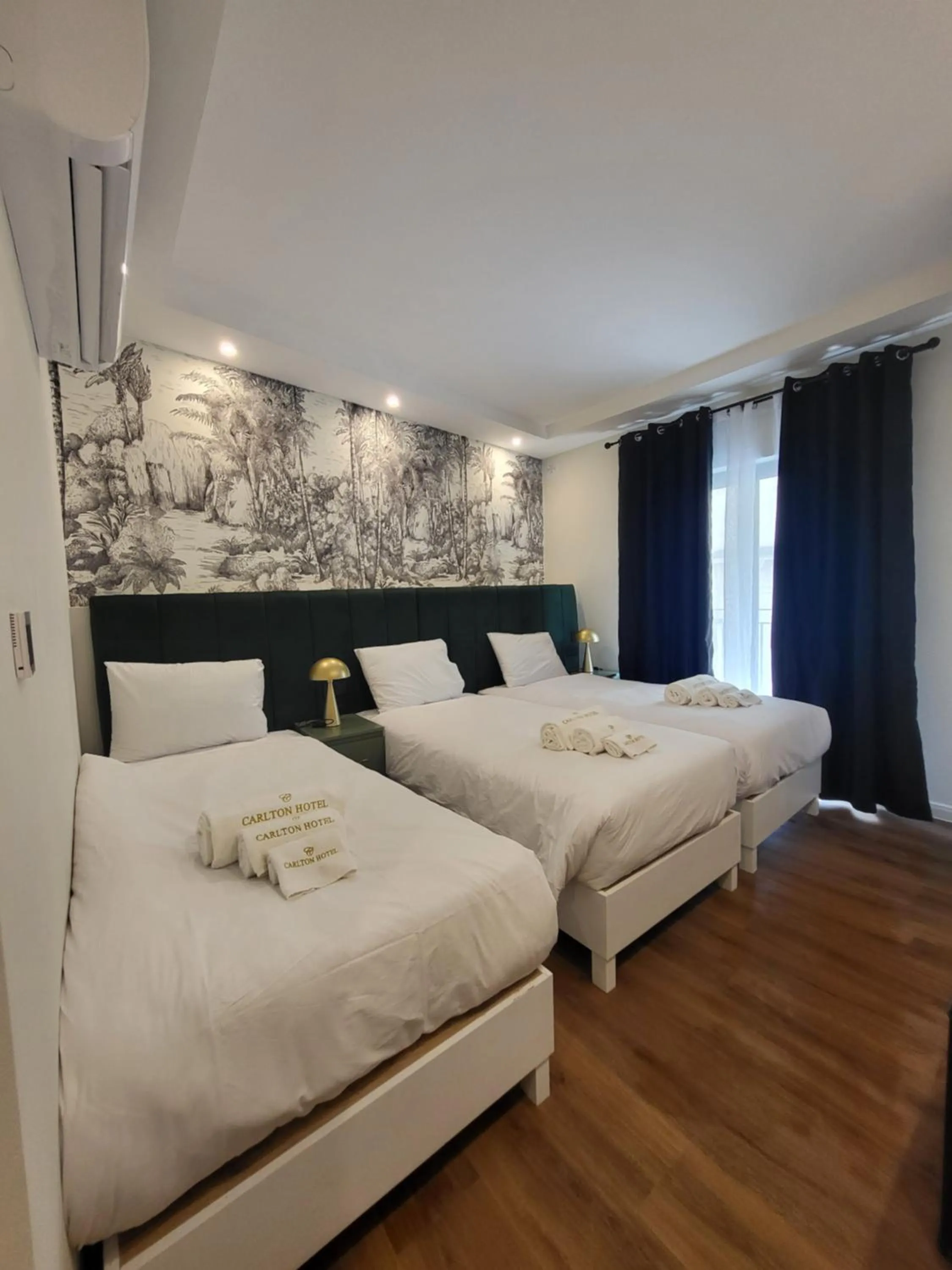 Bed in Carlton Hotel