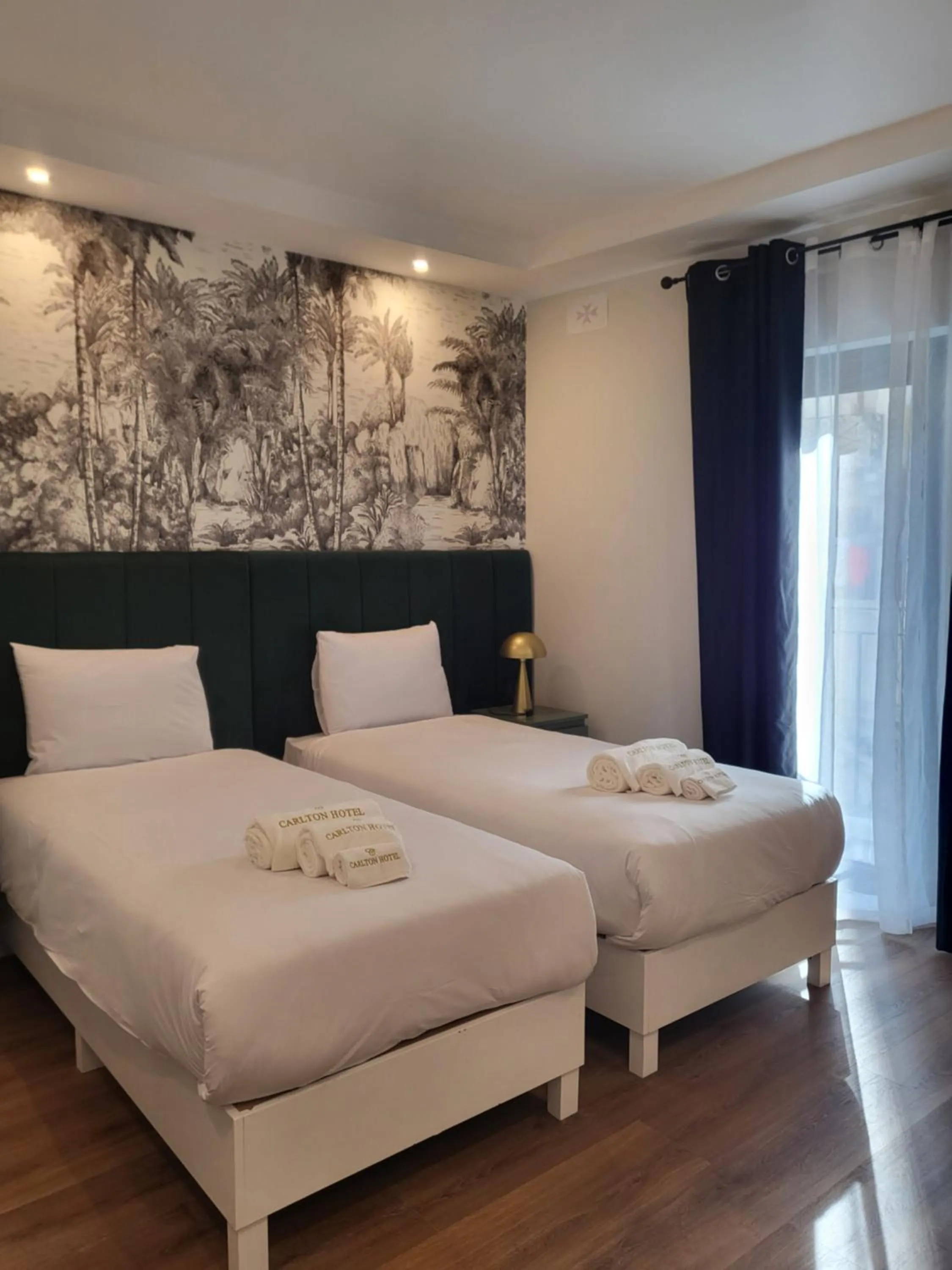 Bed in Carlton Hotel