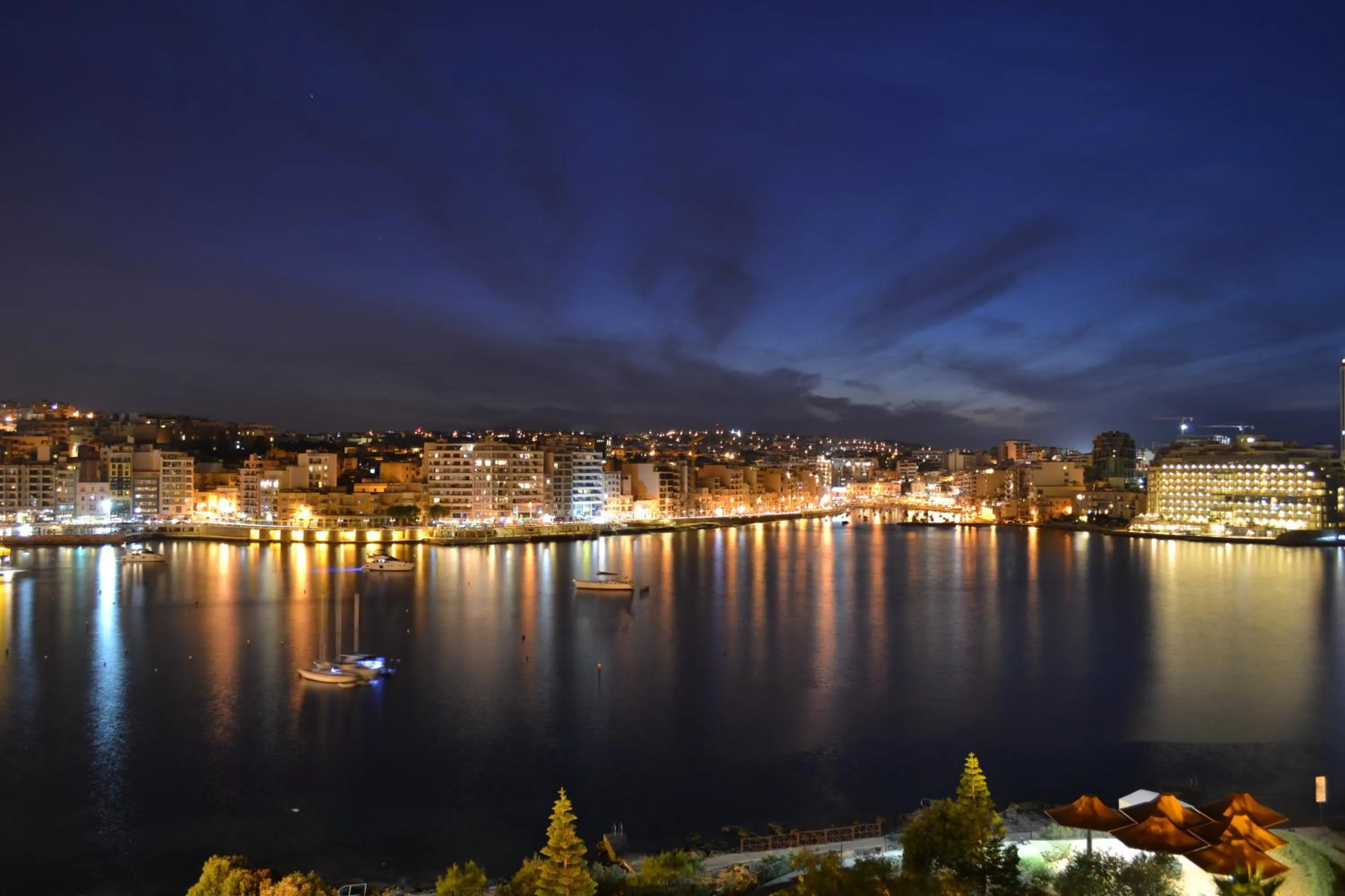 Night in Carlton Hotel