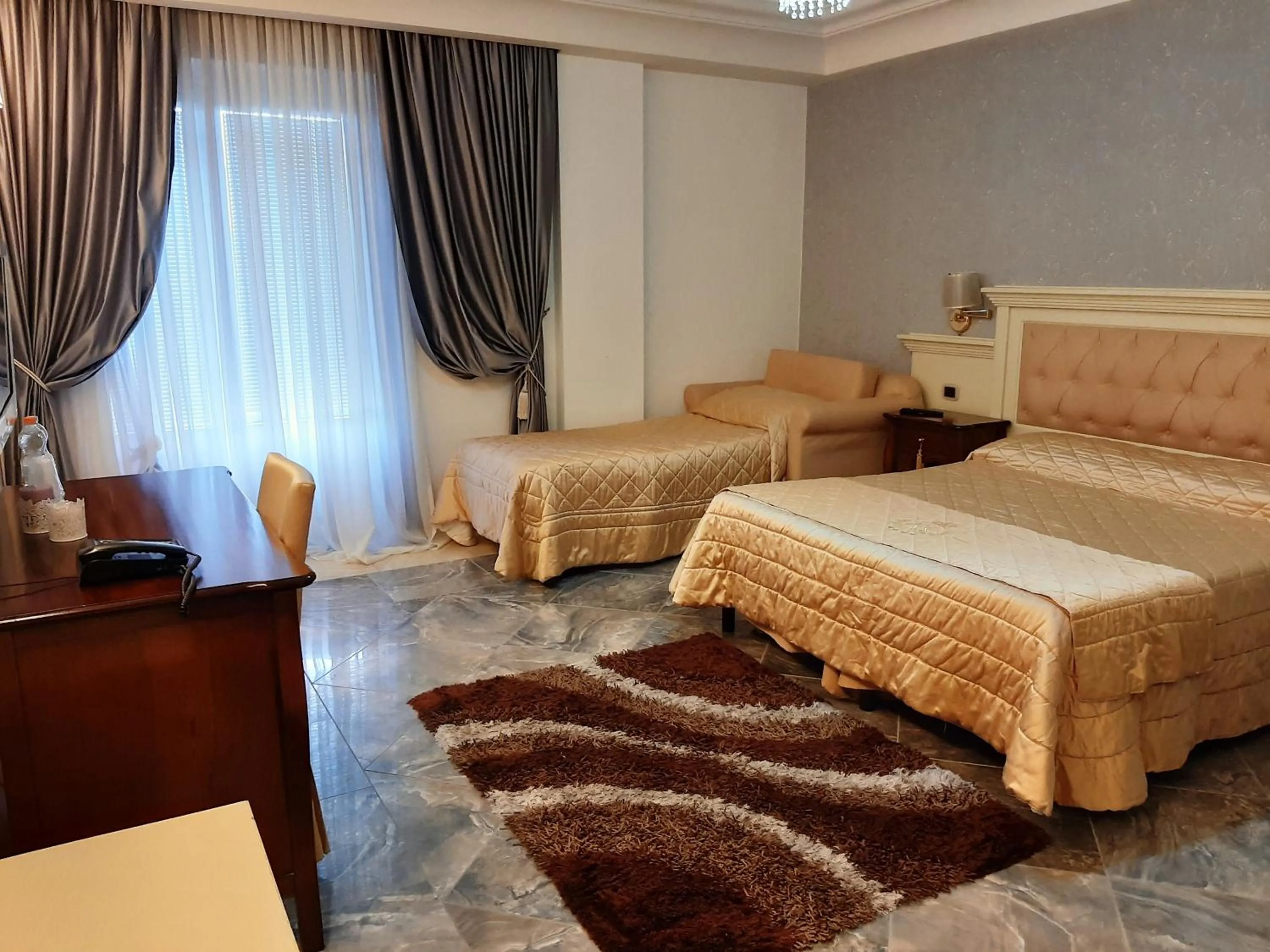 Photo of the whole room, Bed in Regina di Saba - Hotel Villa per ricevimenti