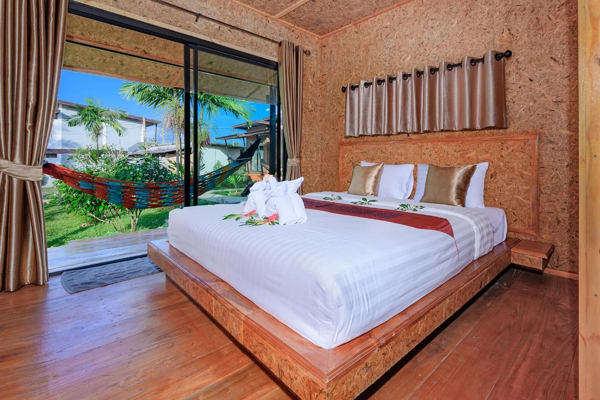 Photo of the whole room, Bed in Baan Check In