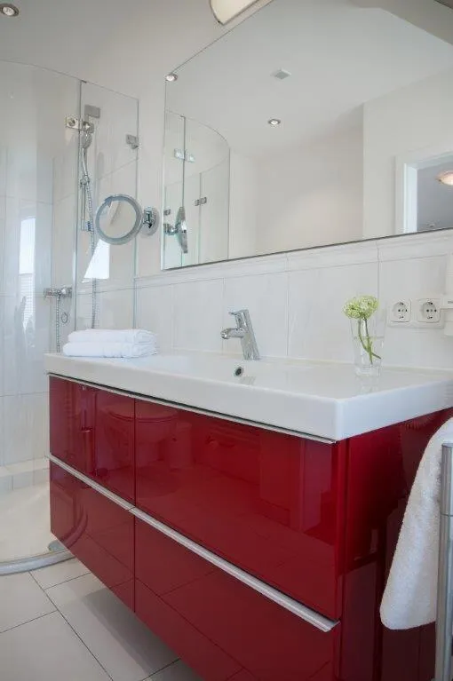 Bathroom in Hotel Haus am Meer