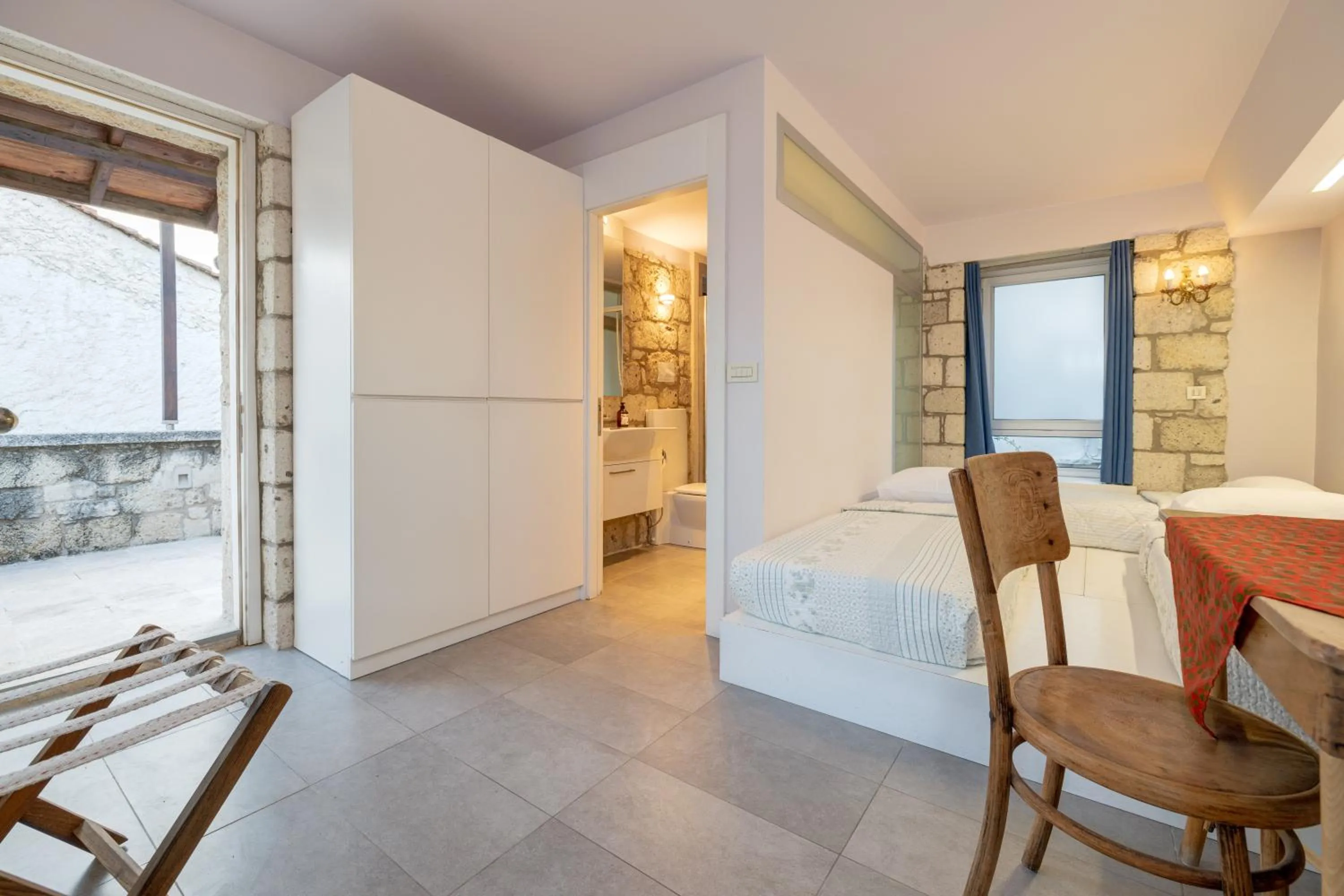 Photo of the whole room, Bed in Sakin Ev