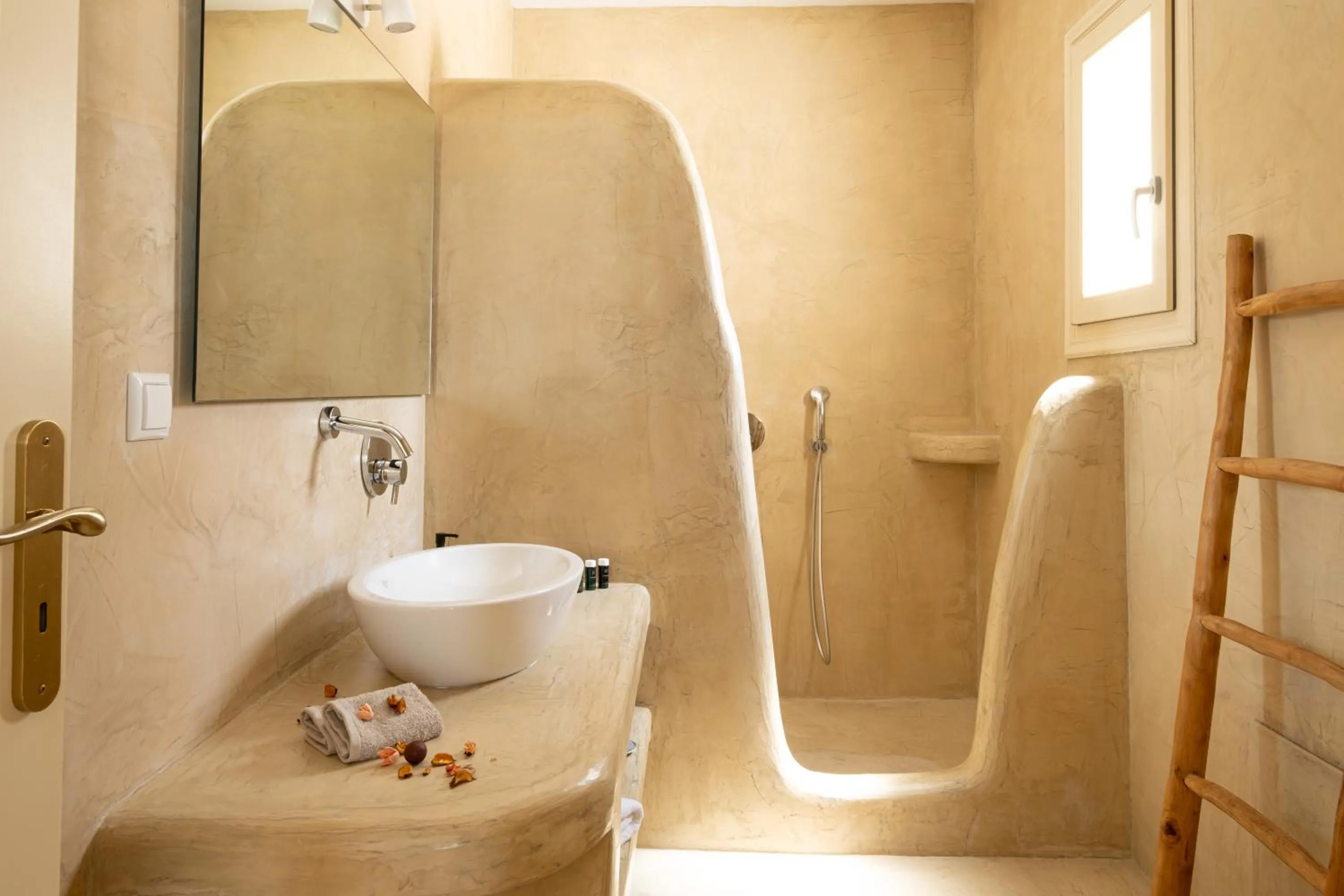 Shower in White Orchid Villa