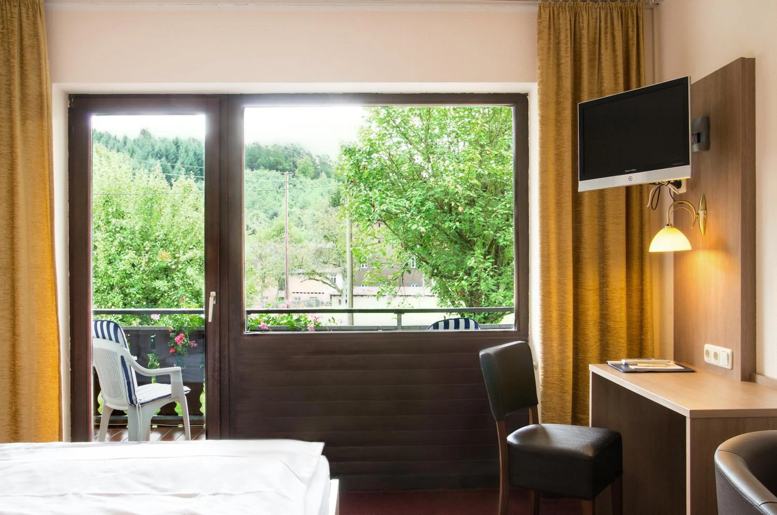 Bed in Gasthof & Landhotel Ohrnbachtal