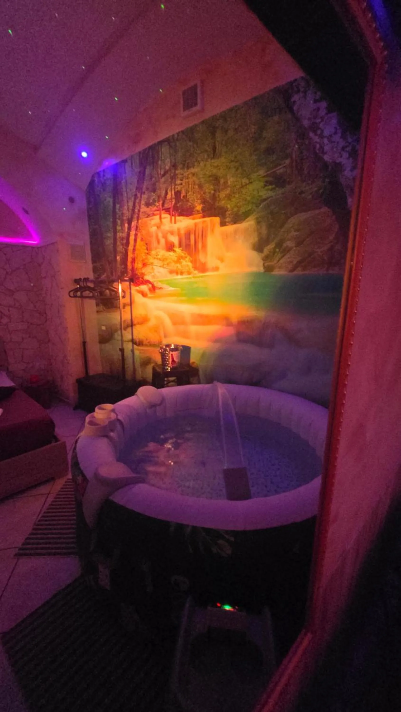 Hot Tub in pergolesi