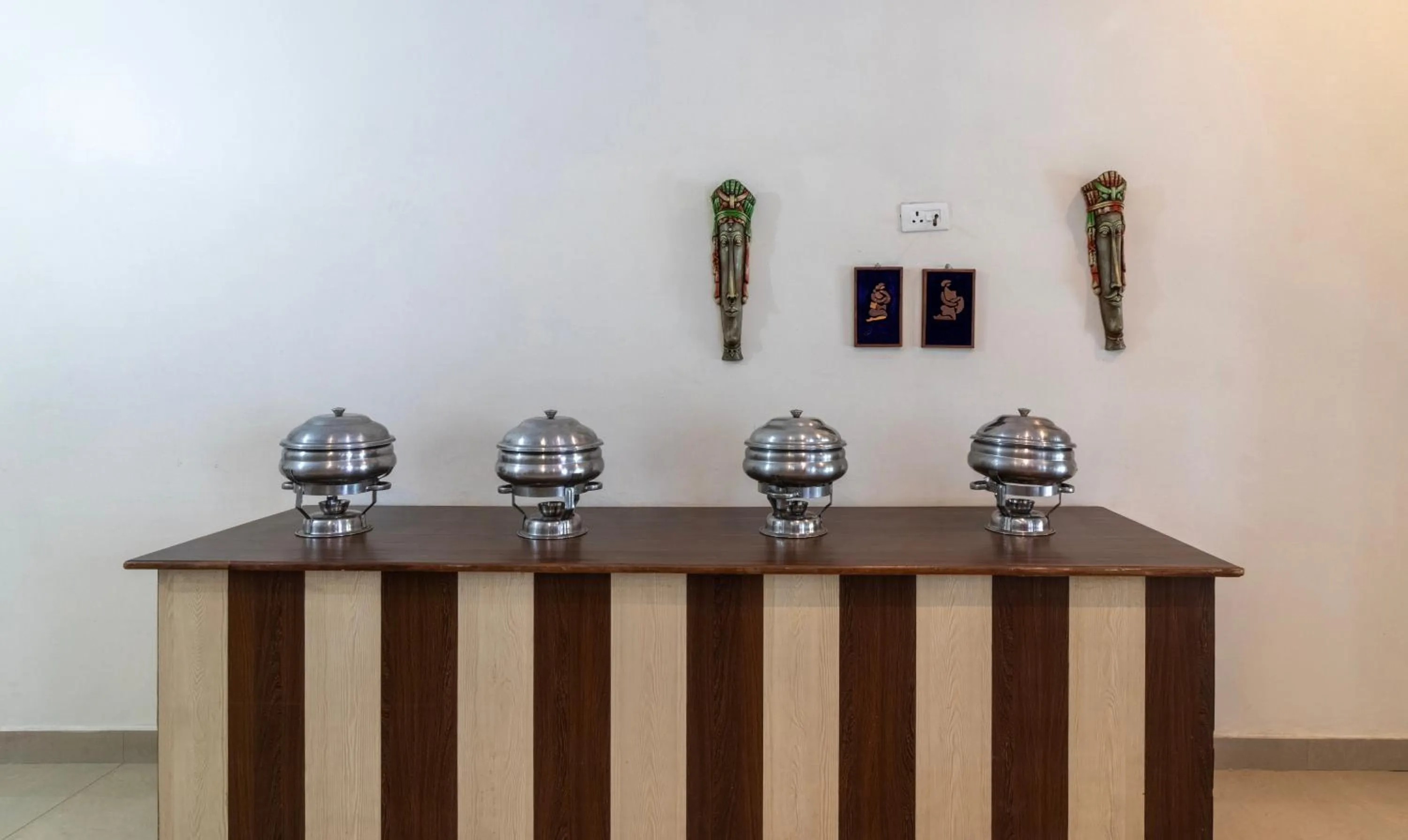 Breakfast in Treebo Spring Birds - Kainchi Dham