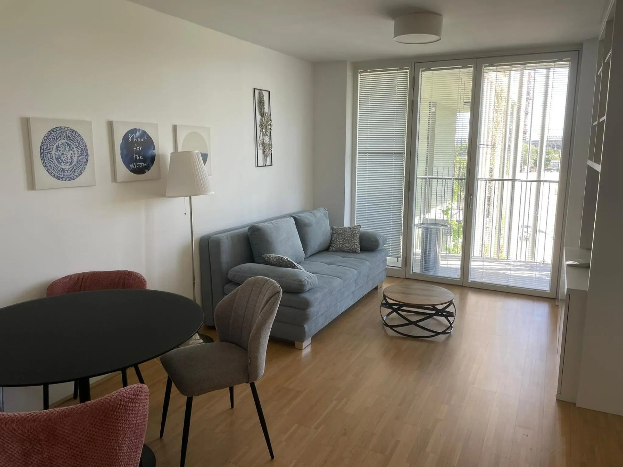 Seating area in easy-flat Grüner Prater - Balcony Apartments near Metro