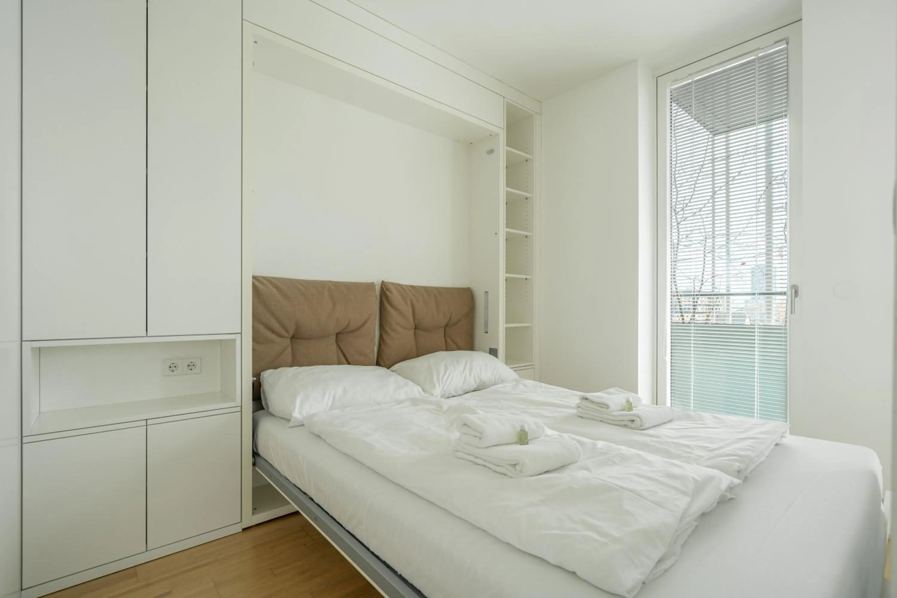 Bedroom, Bed in easy-flat Grüner Prater - Balcony Apartments near Metro