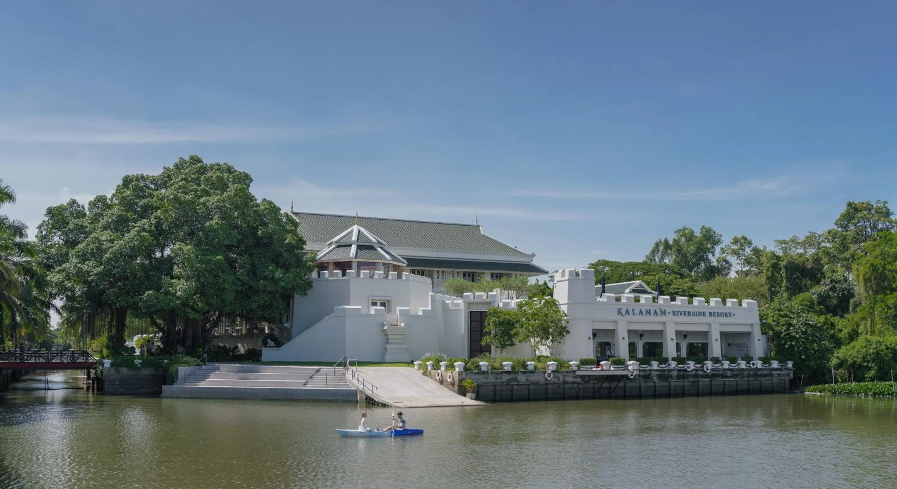 Property building in Kalanan Riverside Resort