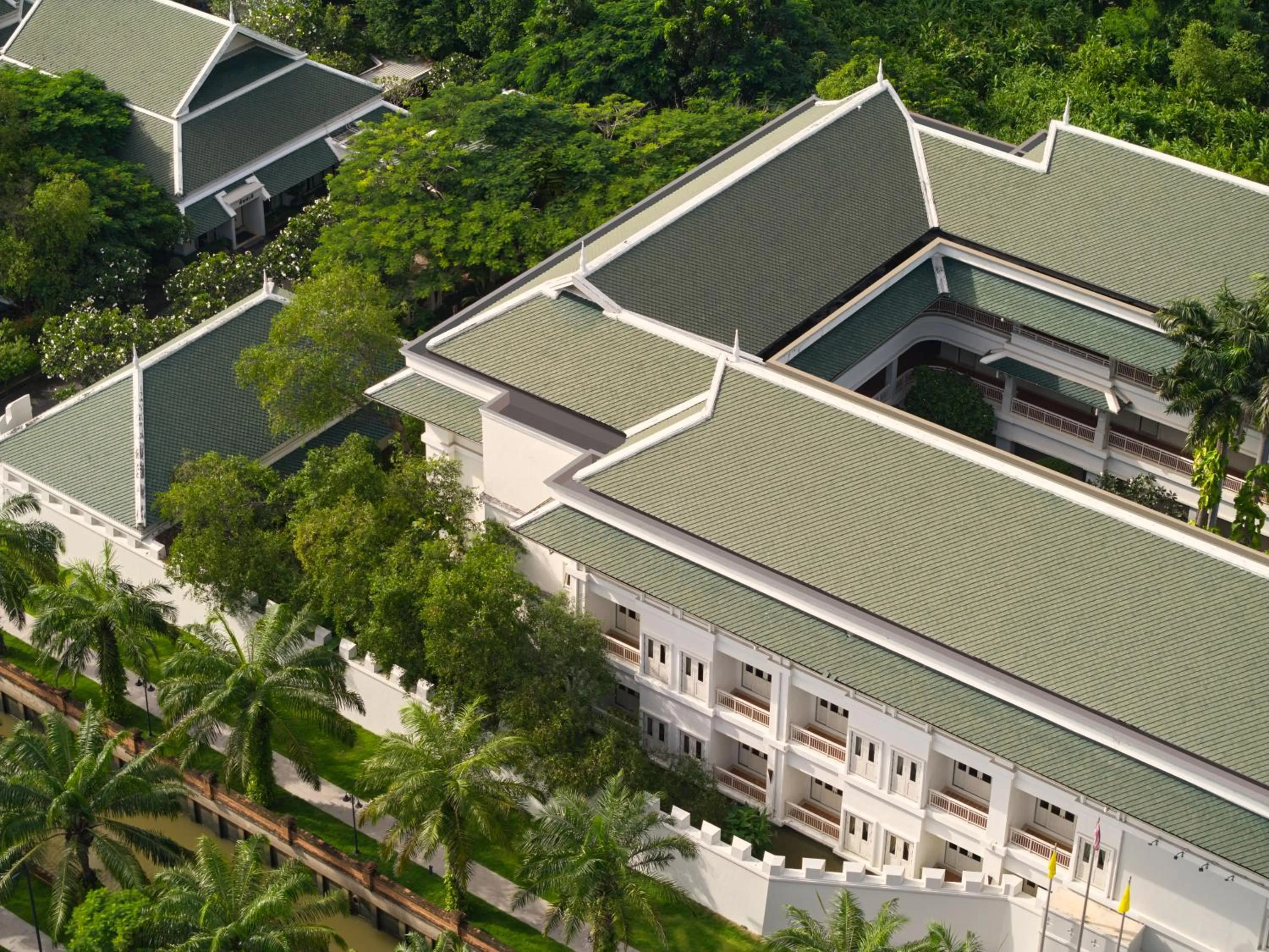 Property building in Kalanan Riverside Resort