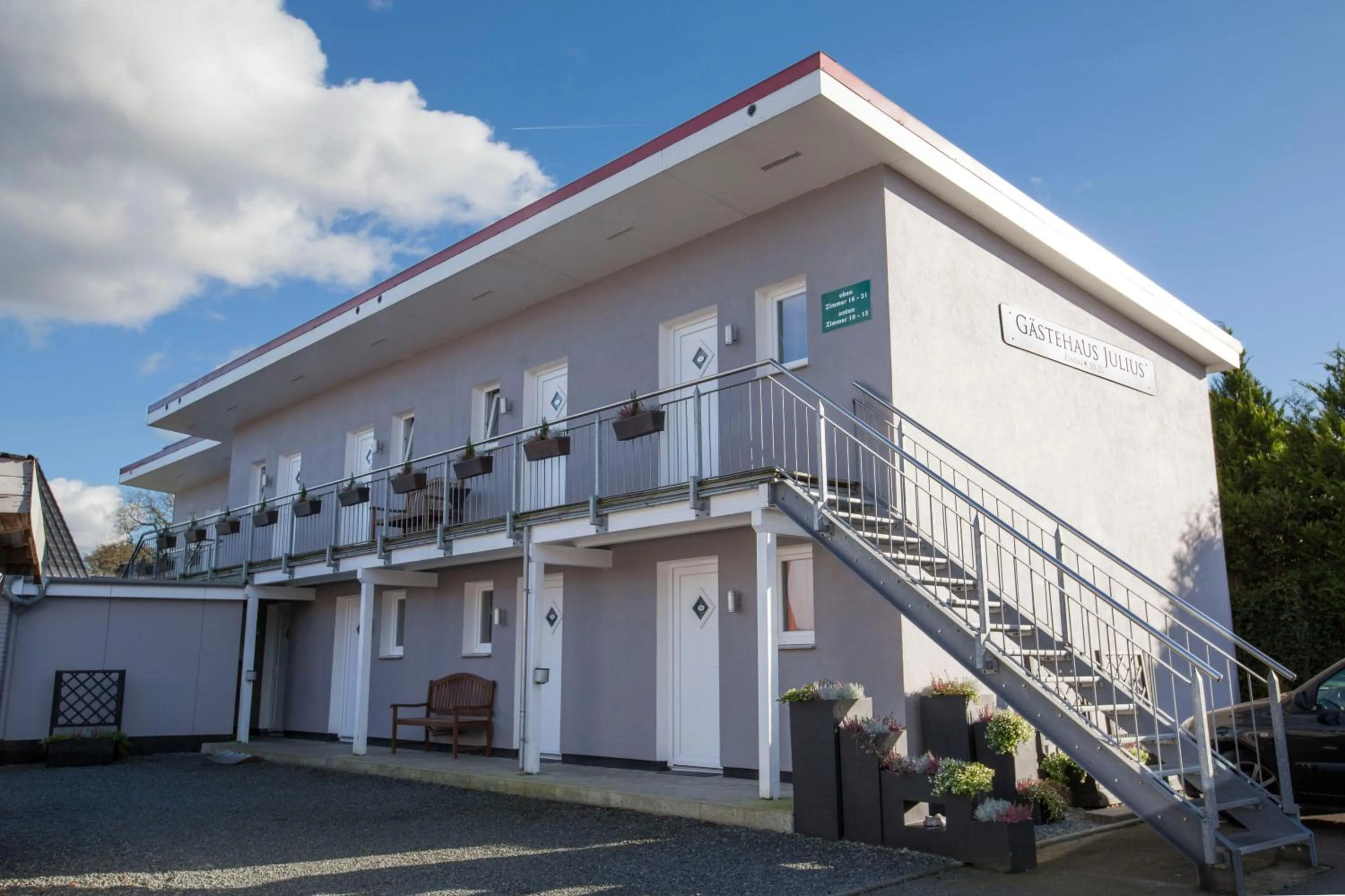 Facade/entrance in Hotel Gasthof Handewitt