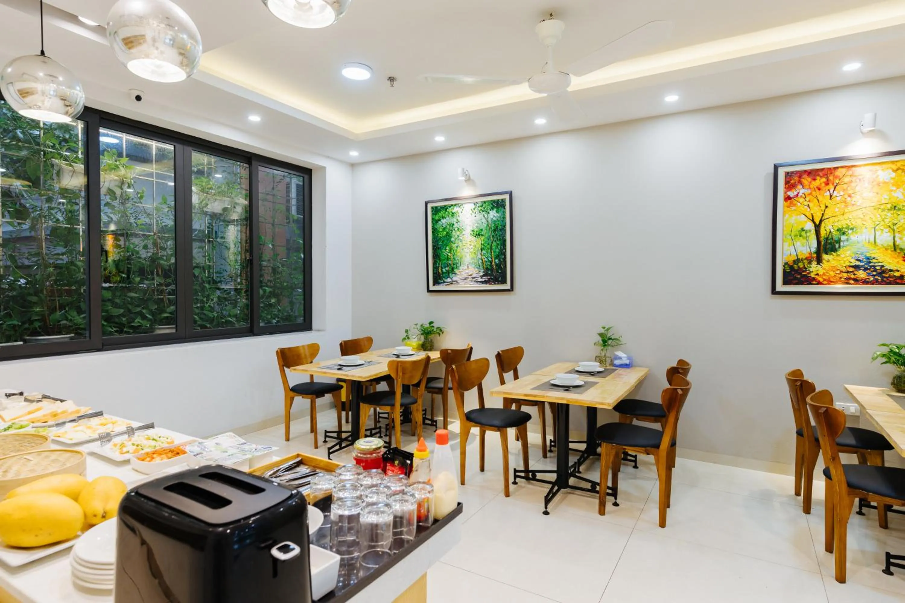 Restaurant/places to eat in Hana 2 Apartment & Hotel Bac Ninh