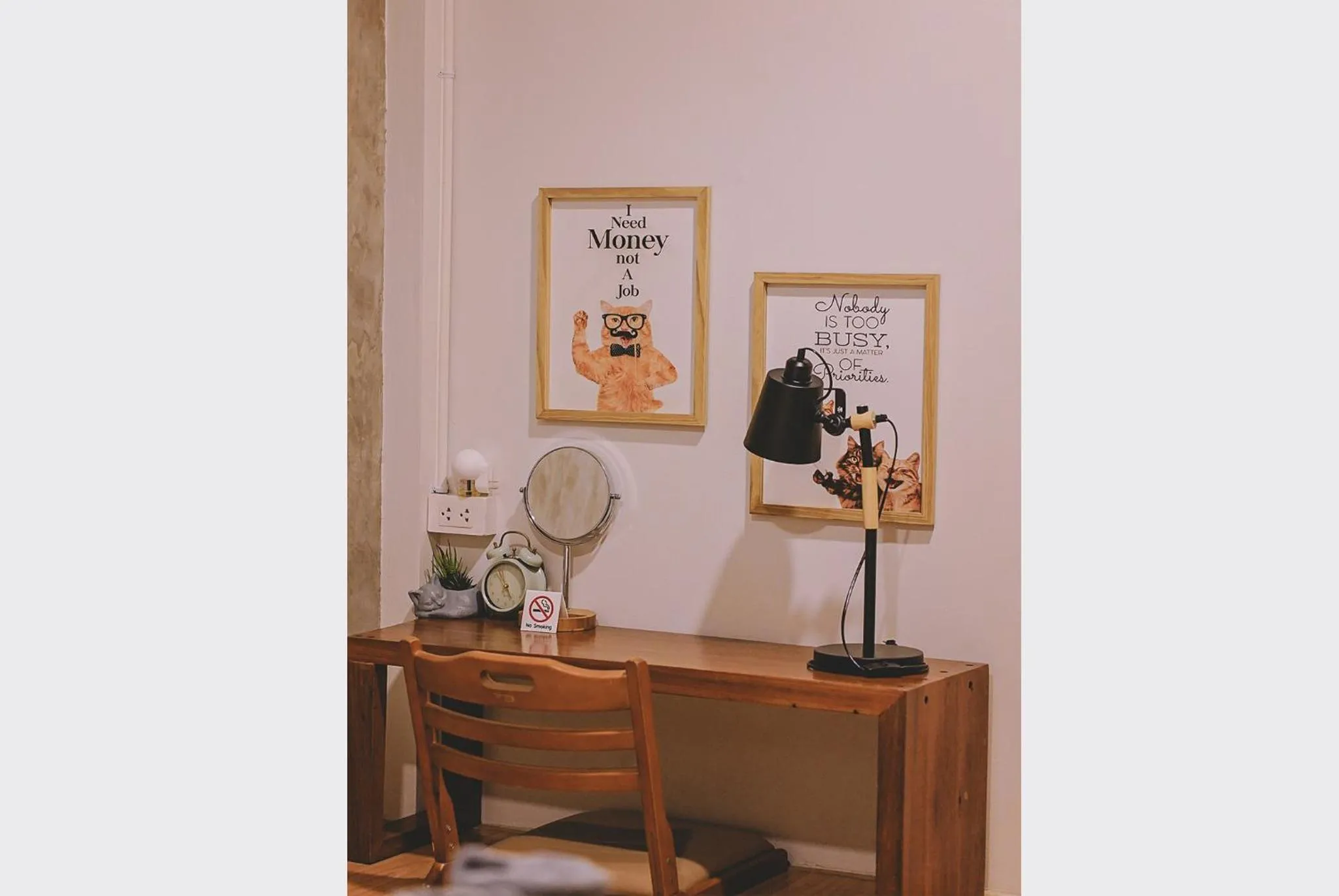 Decorative detail in Sleepy House Chiang Rai