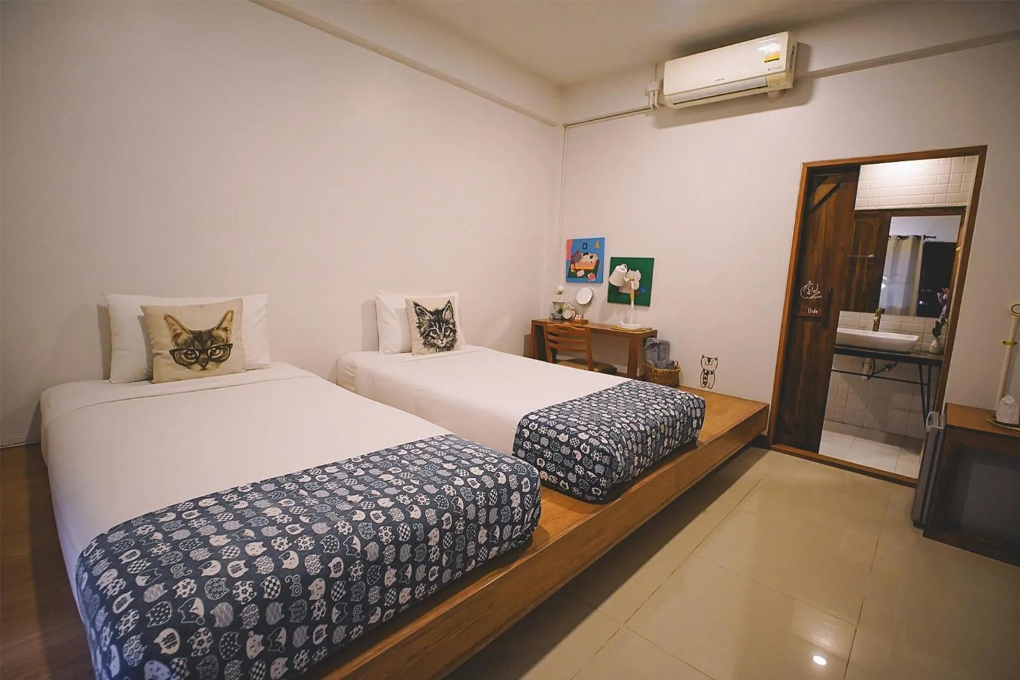 Bed in Sleepy House Chiang Rai