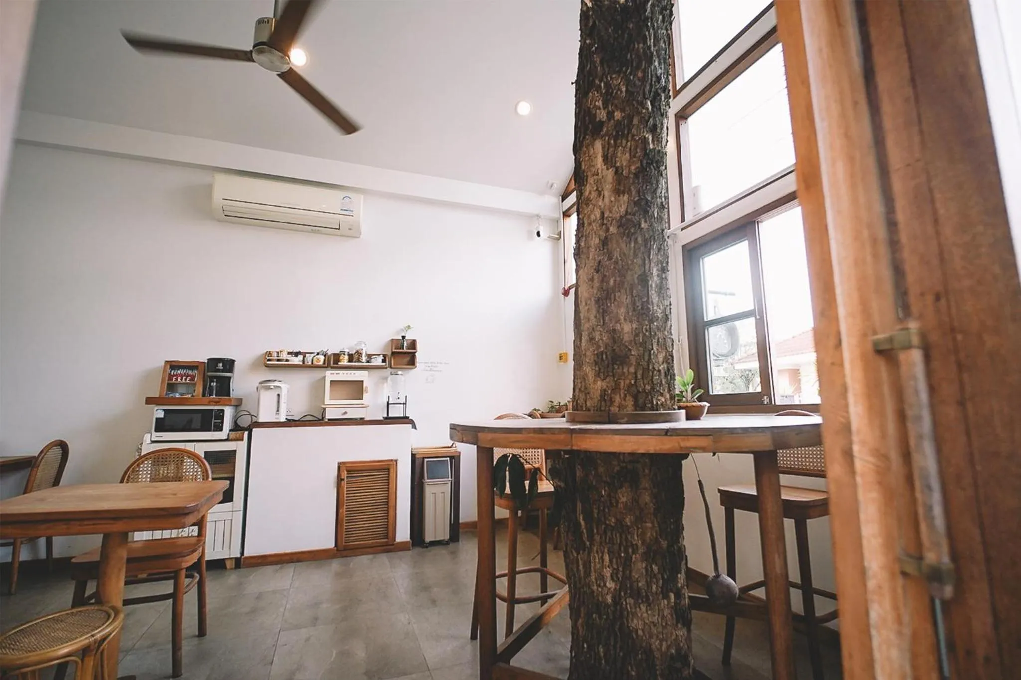 Coffee/tea facilities in Sleepy House Chiang Rai