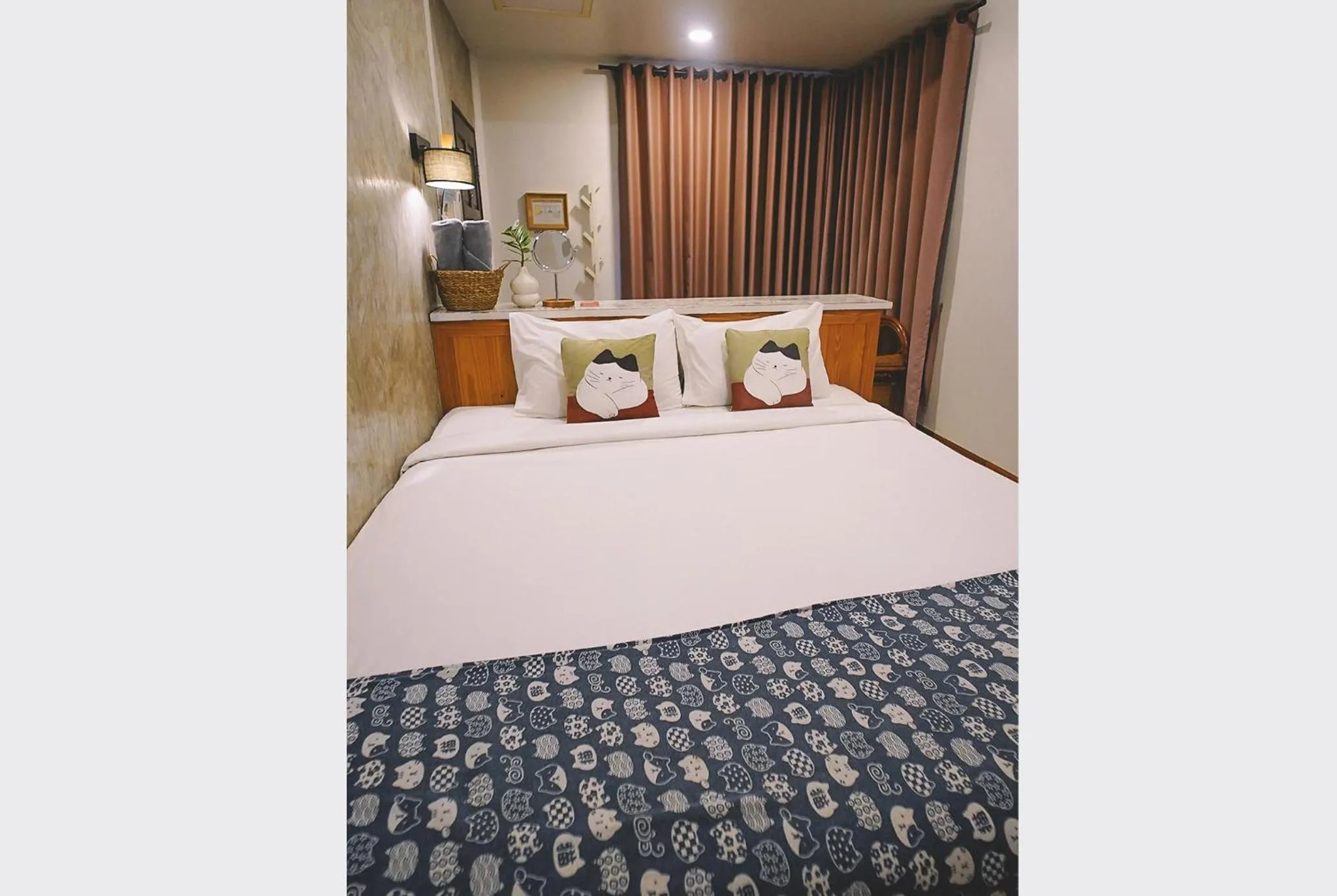 Bed in Sleepy House Chiang Rai