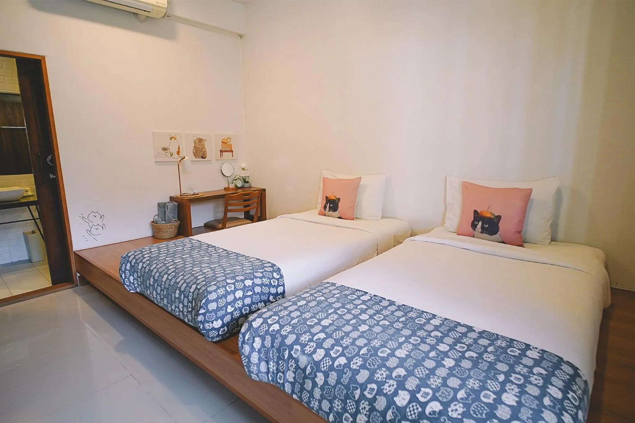 Bed in Sleepy House Chiang Rai