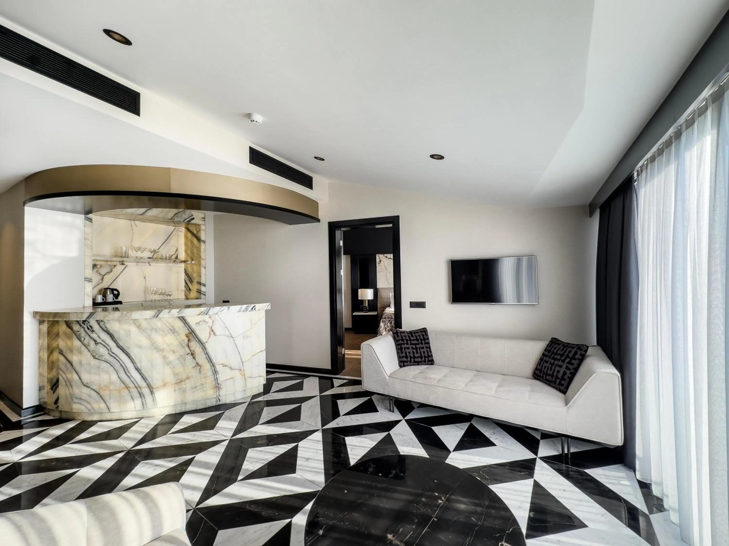 Photo of the whole room, Bed in Charisma De Luxe Hotel