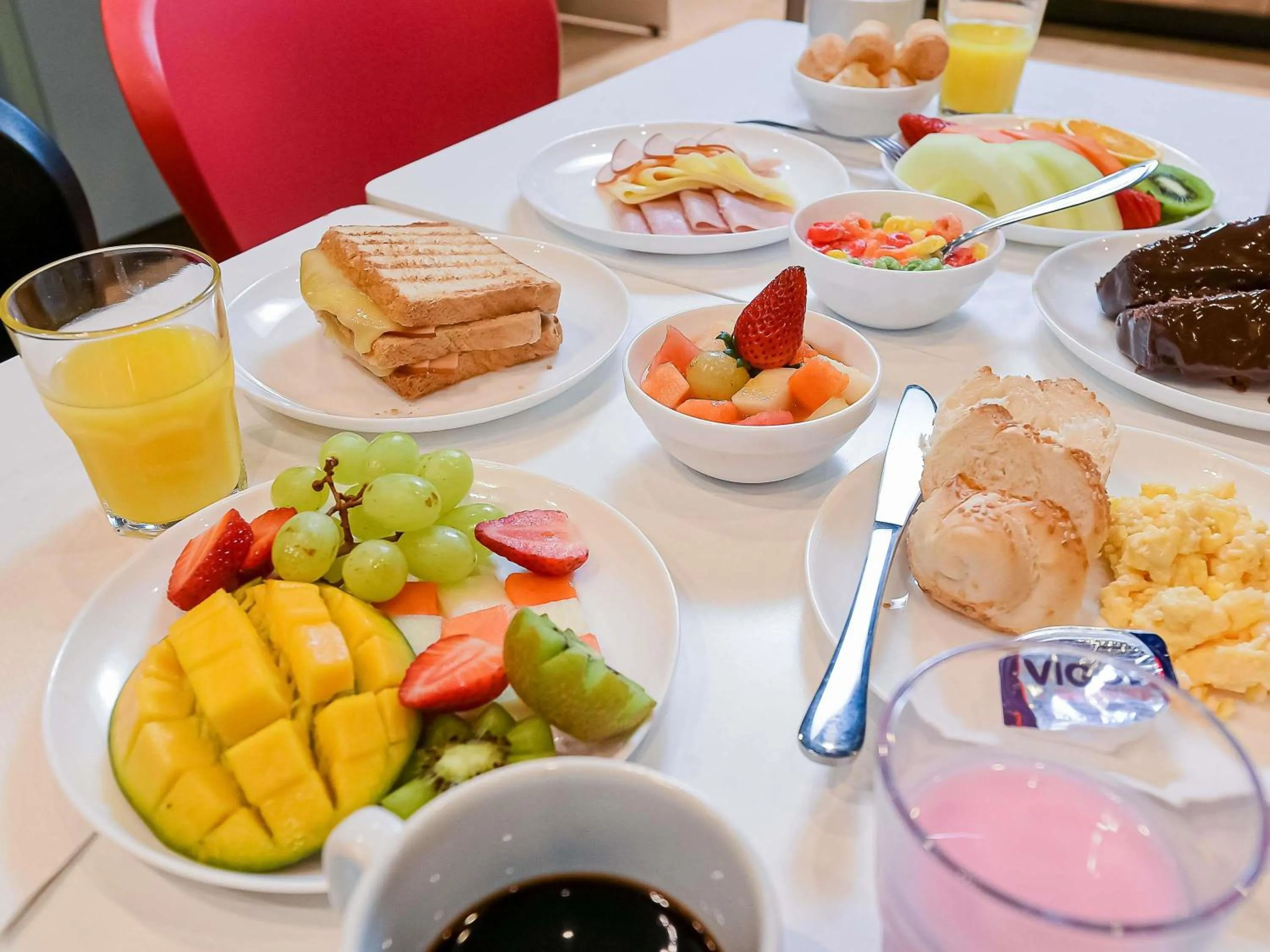 Breakfast in ibis budget Santos Gonzaga