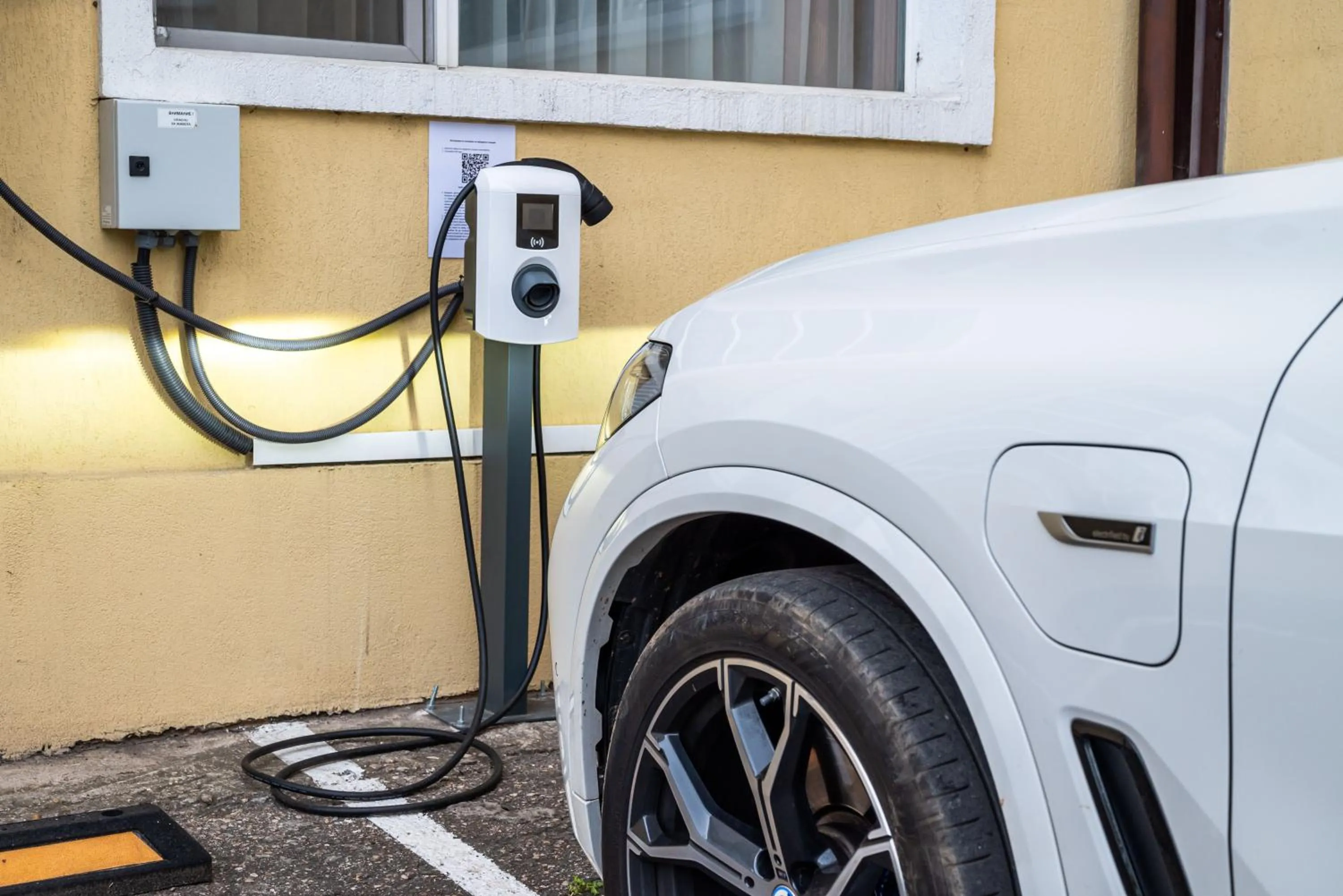 Property building in Hotel Montecito