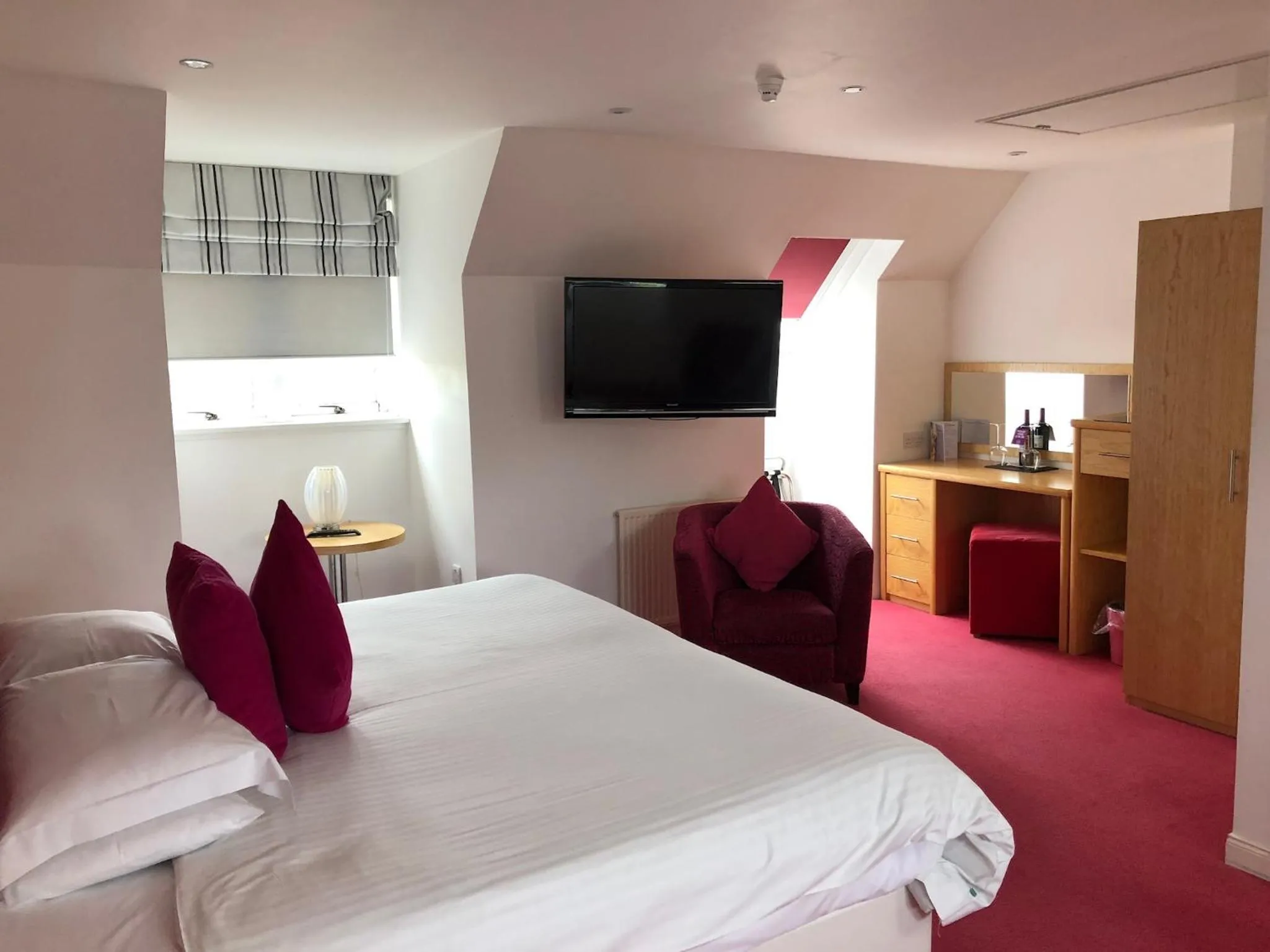 TV and multimedia in ClubHouse B& B