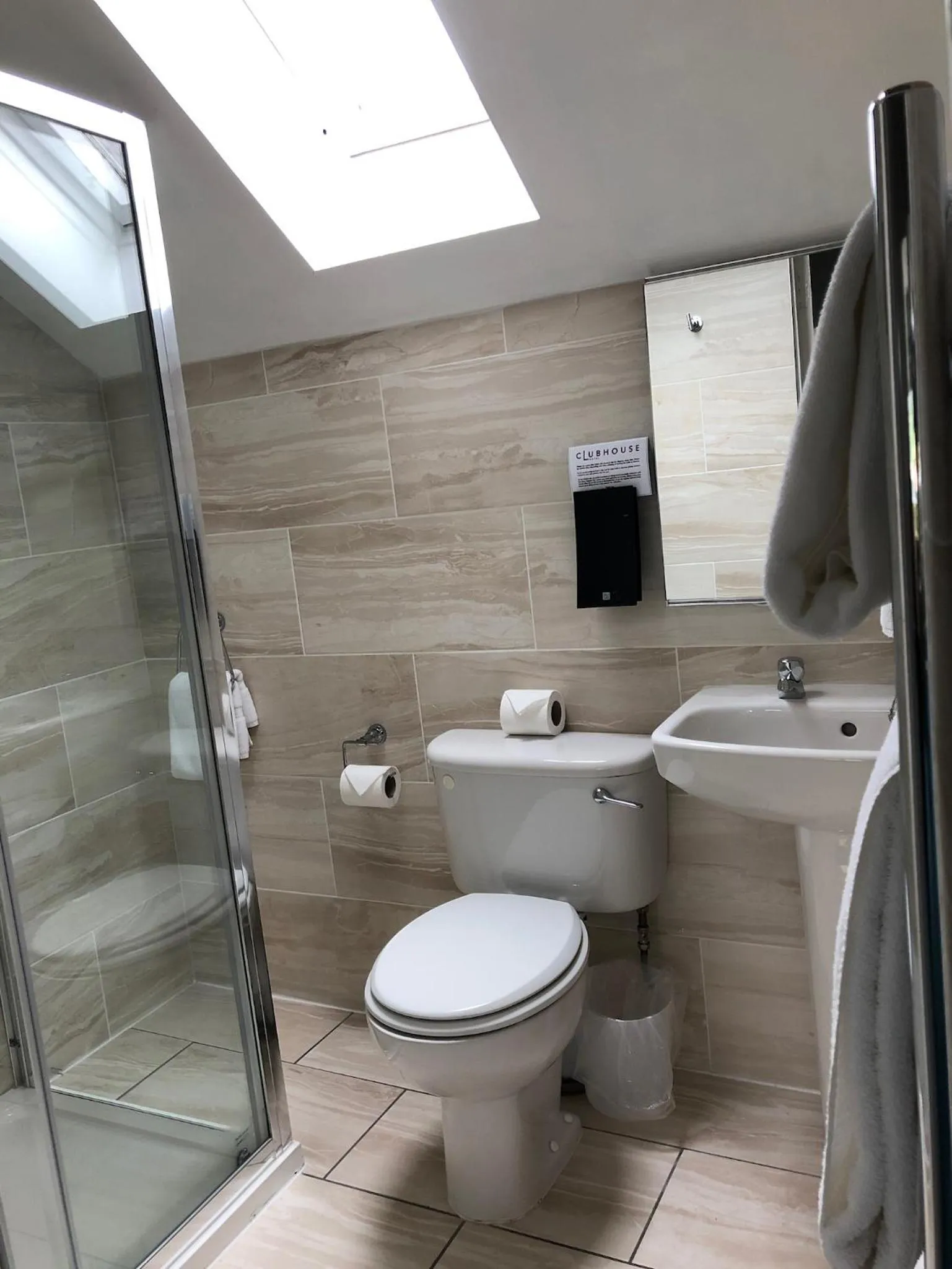 Shower in ClubHouse B& B