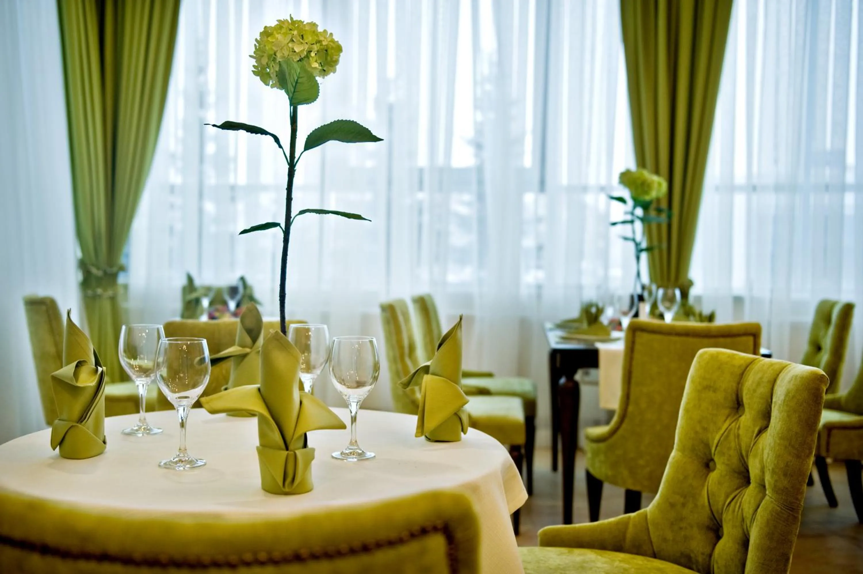 Restaurant/places to eat in Hotel Prezydencki 3-star