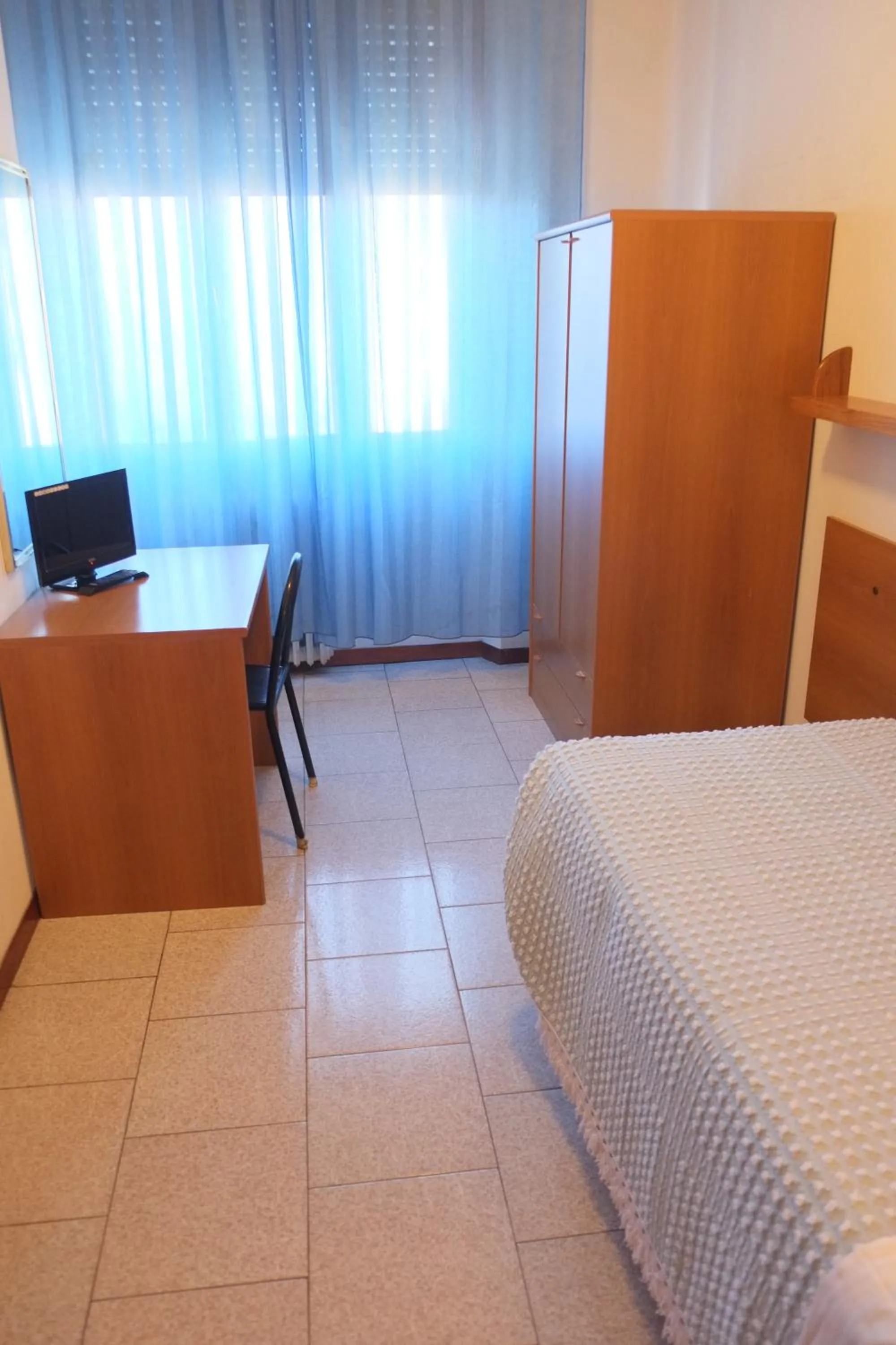 Bedroom, Bed in Albergo Italia di Nardi Renzo & C Snc