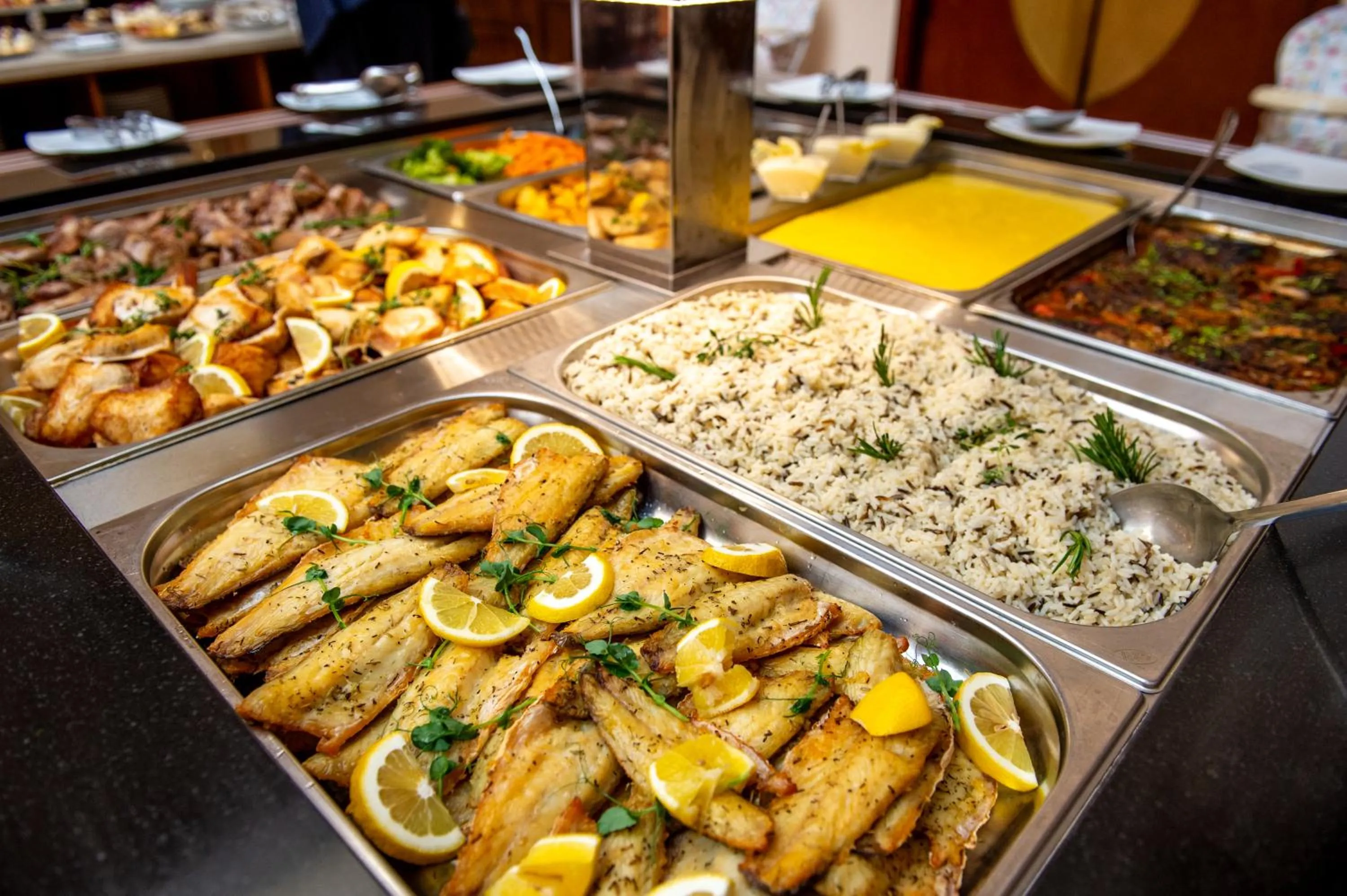 Food and drinks in Hotel Del Mar & Conference Center