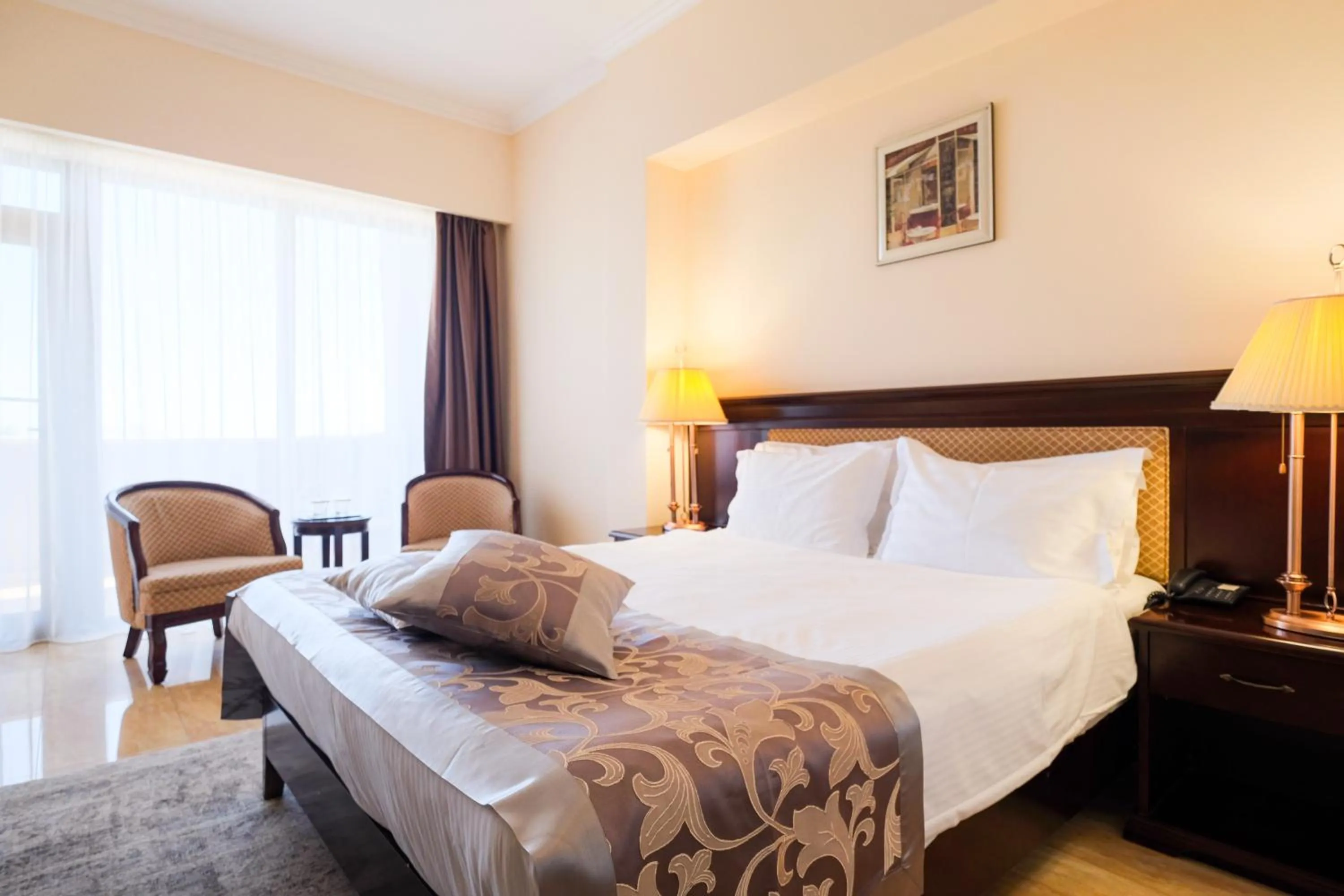 Photo of the whole room, Bed in Hotel Del Mar & Conference Center