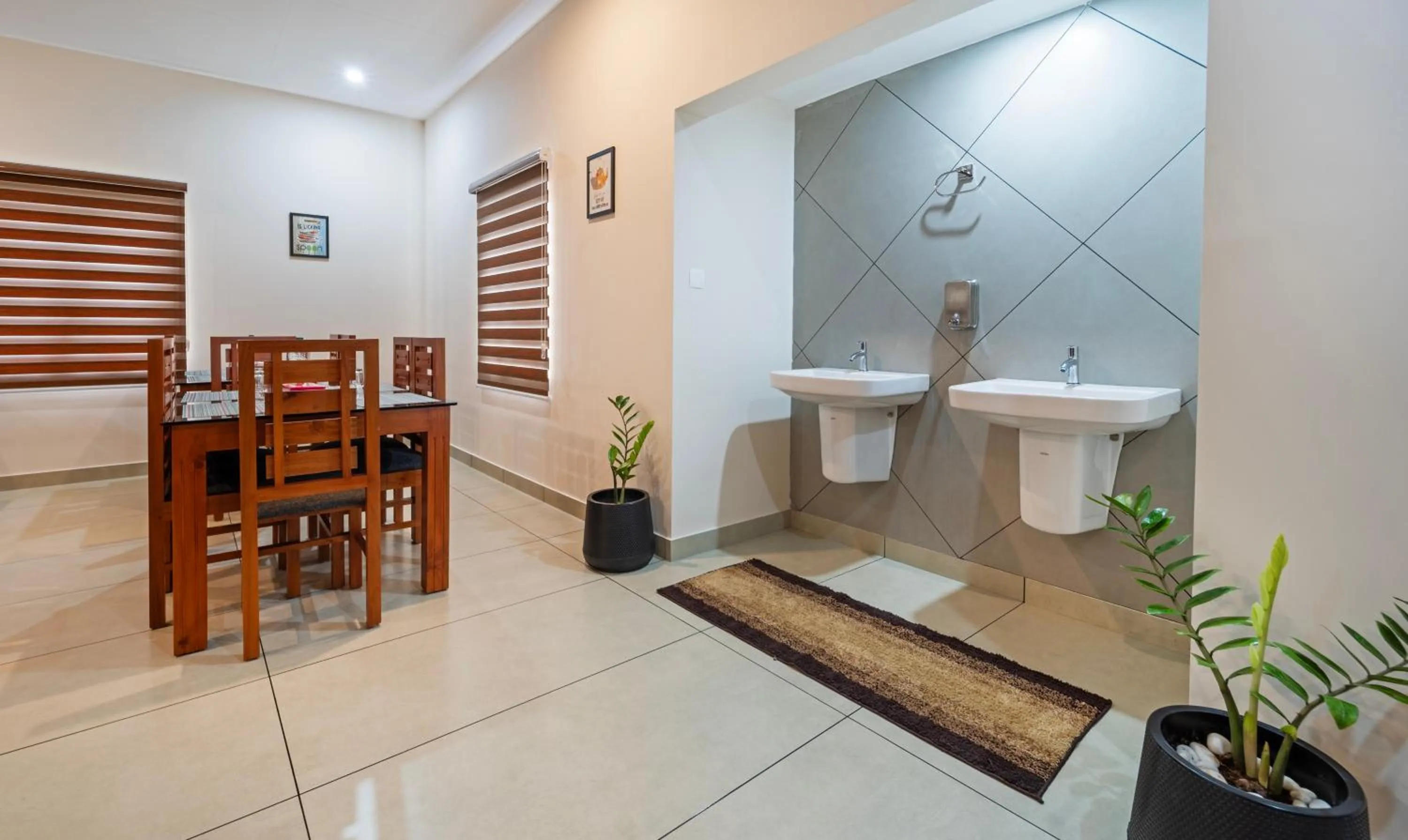 Dining area in Treebo Thoduvas Star Plaza Cochin Airport