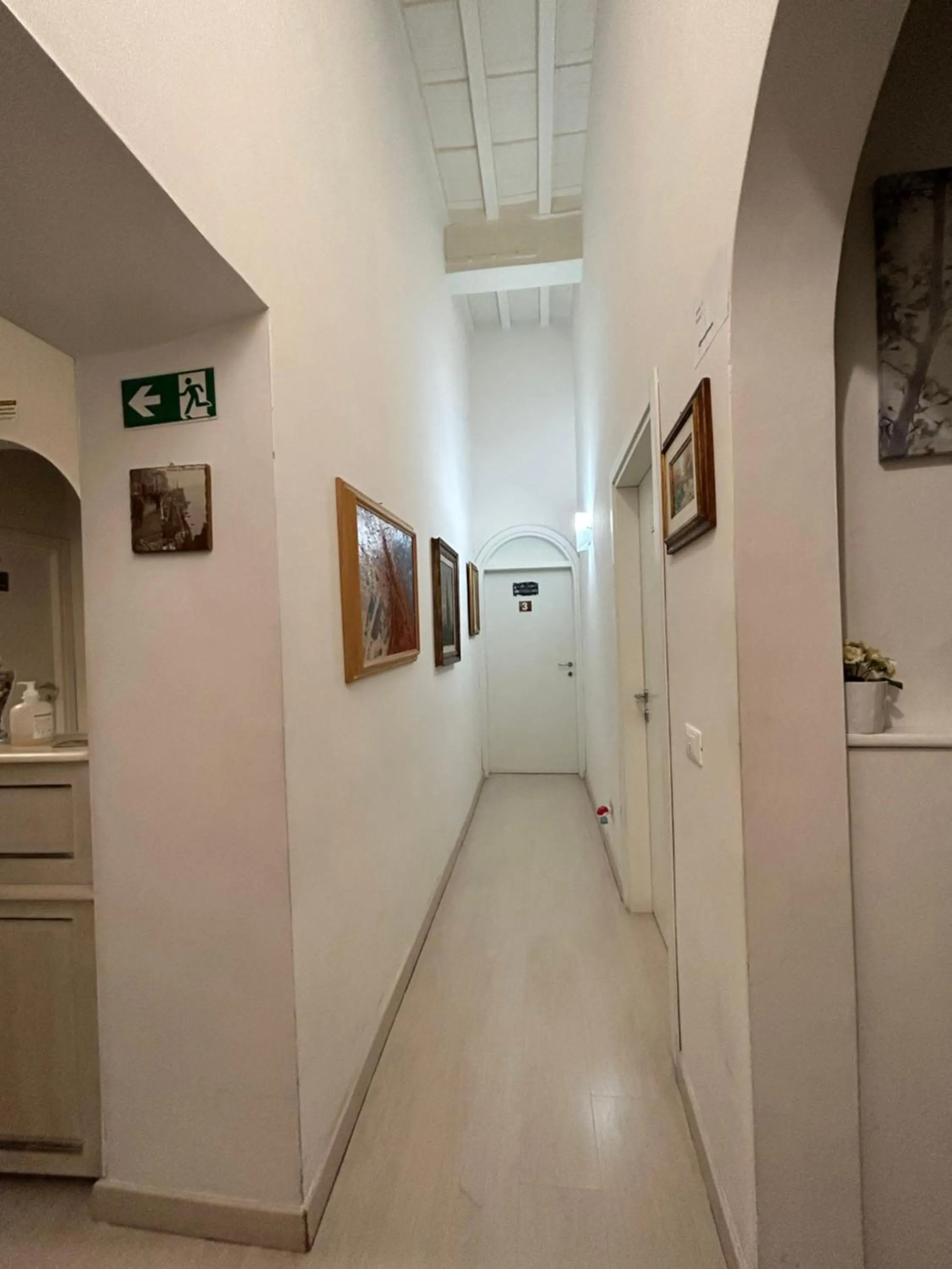 Property building in Gattopardo Rooms Florence