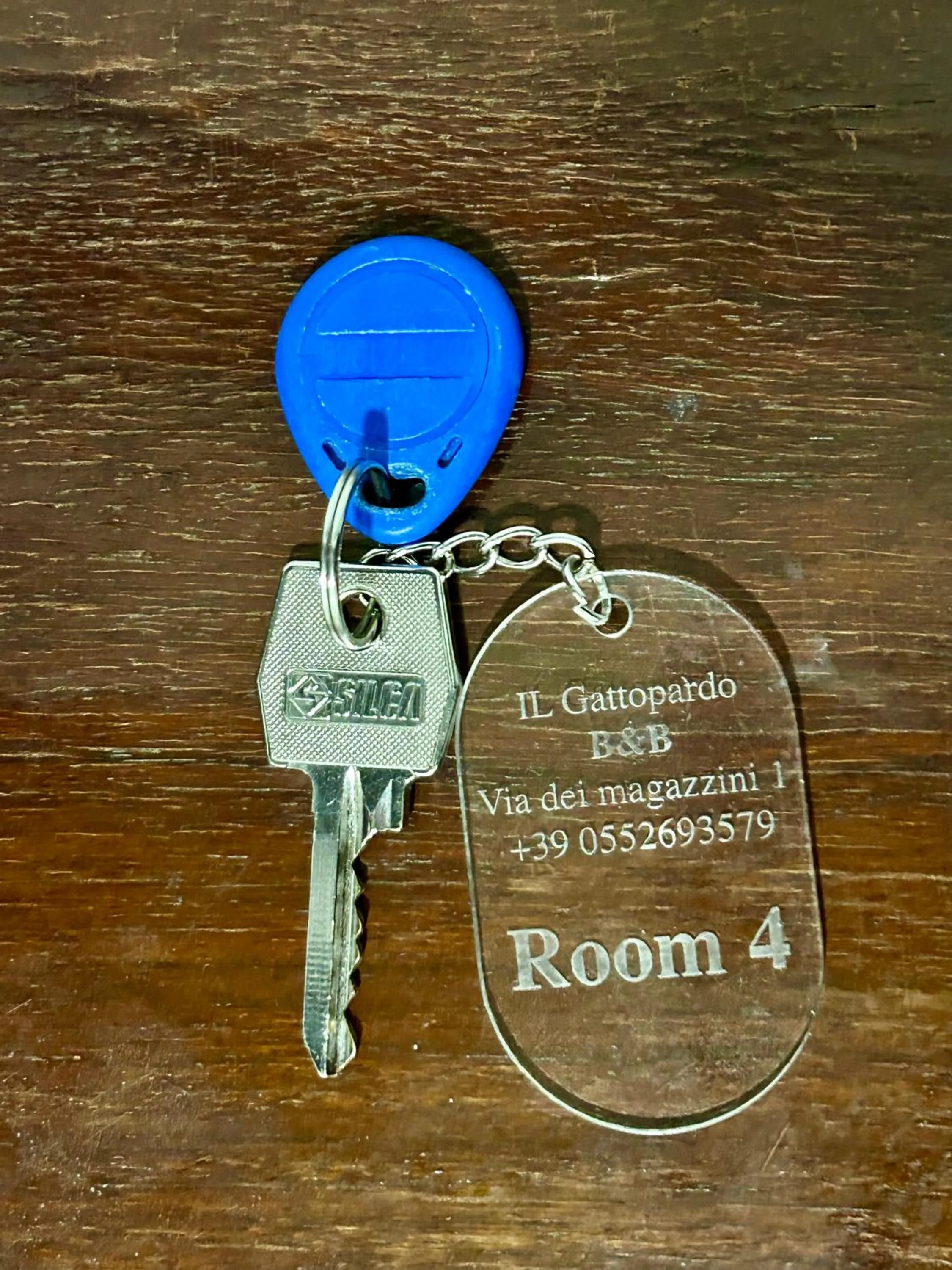 Text overlay in Gattopardo Rooms Florence