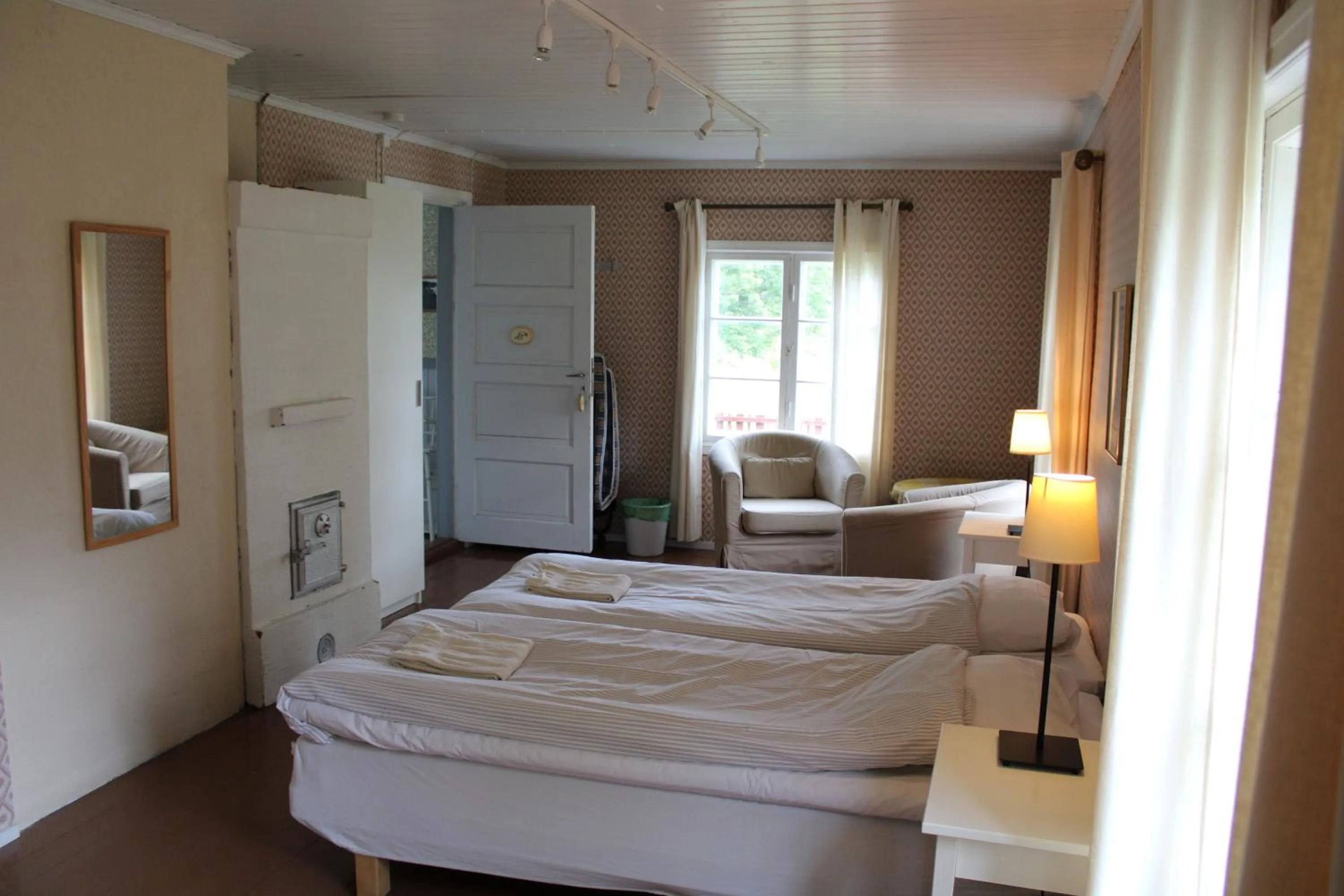 Photo of the whole room, Bed in Hotel Stallbacken Nagu