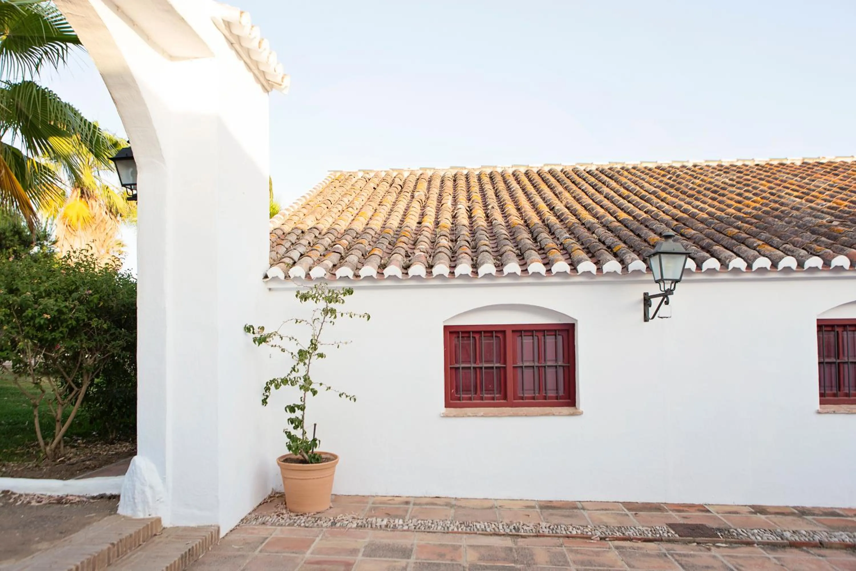 Facade/entrance in Hotel Cortijo del Arte - Caminito del Rey