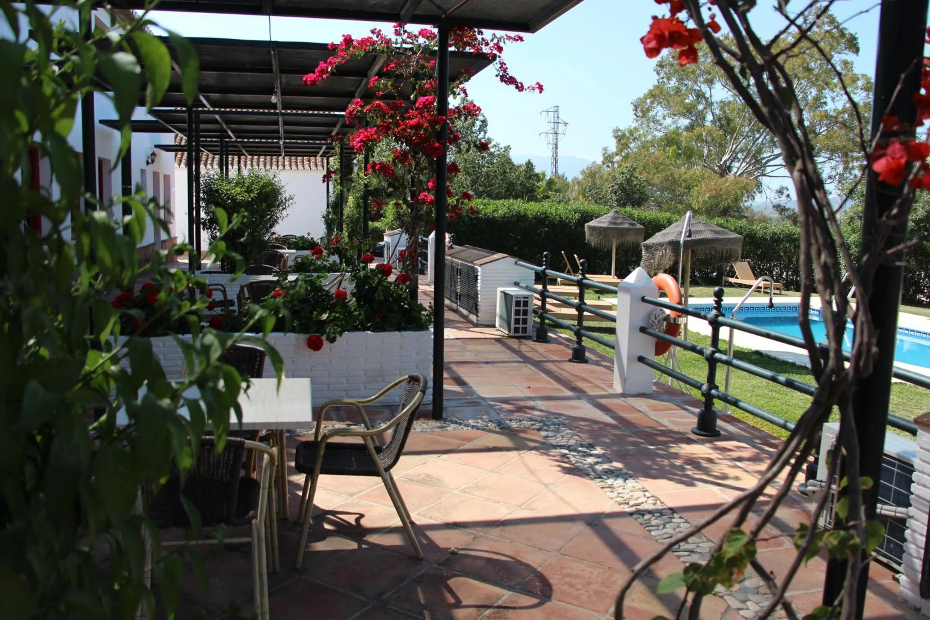 Swimming pool in Hotel Cortijo del Arte - Caminito del Rey