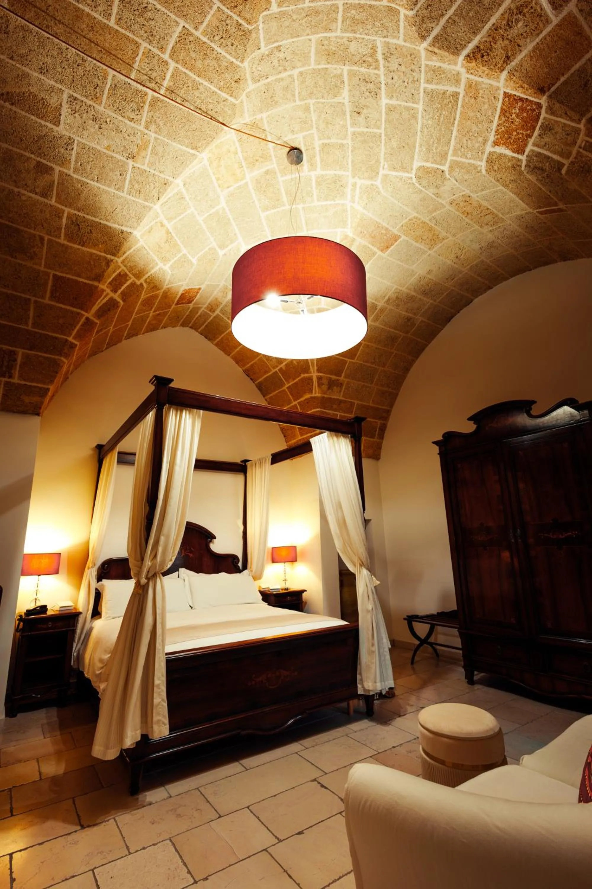 Bed in Vico Regio Hotel