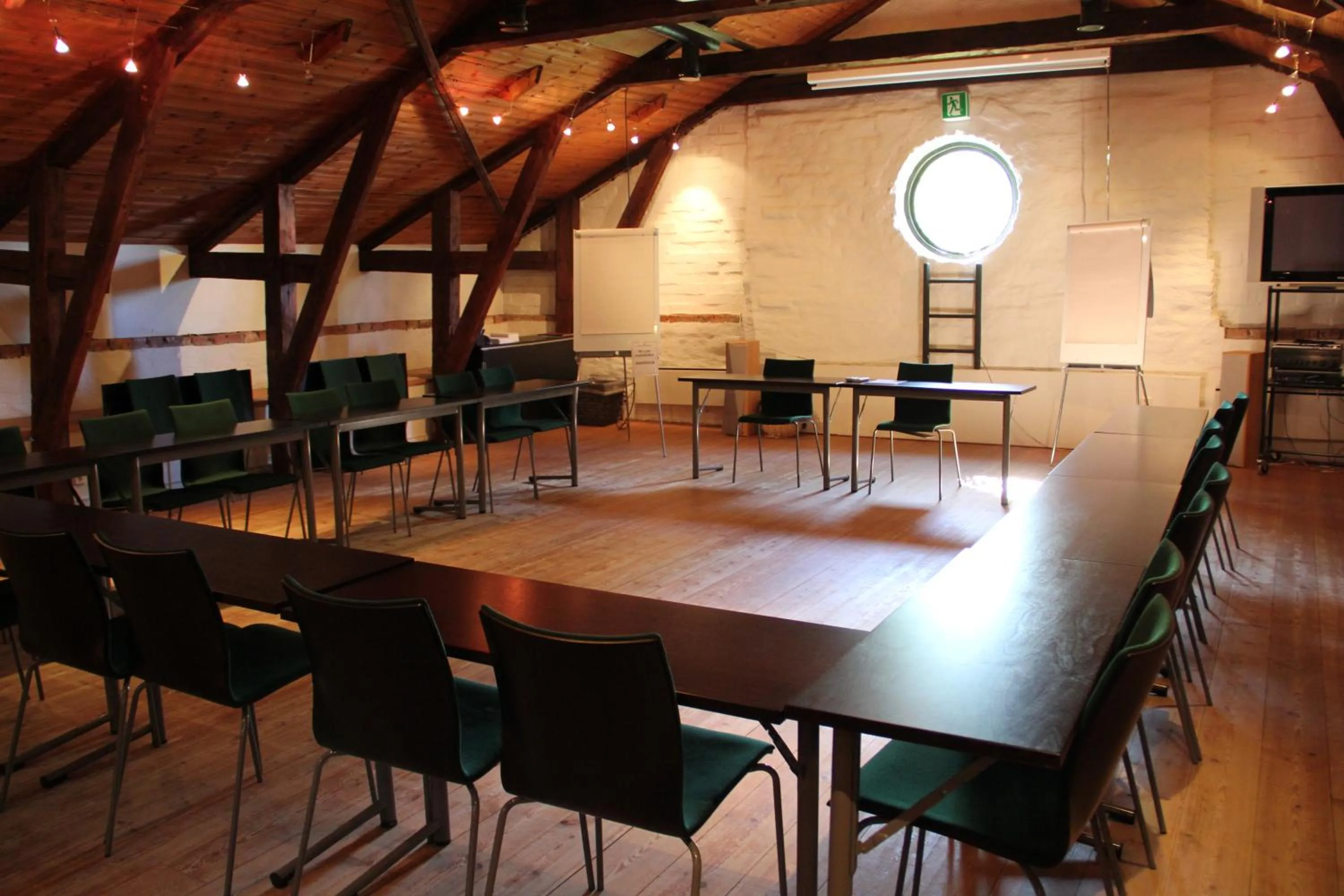 Meeting/conference room in Mustion Linna / Svartå Manor