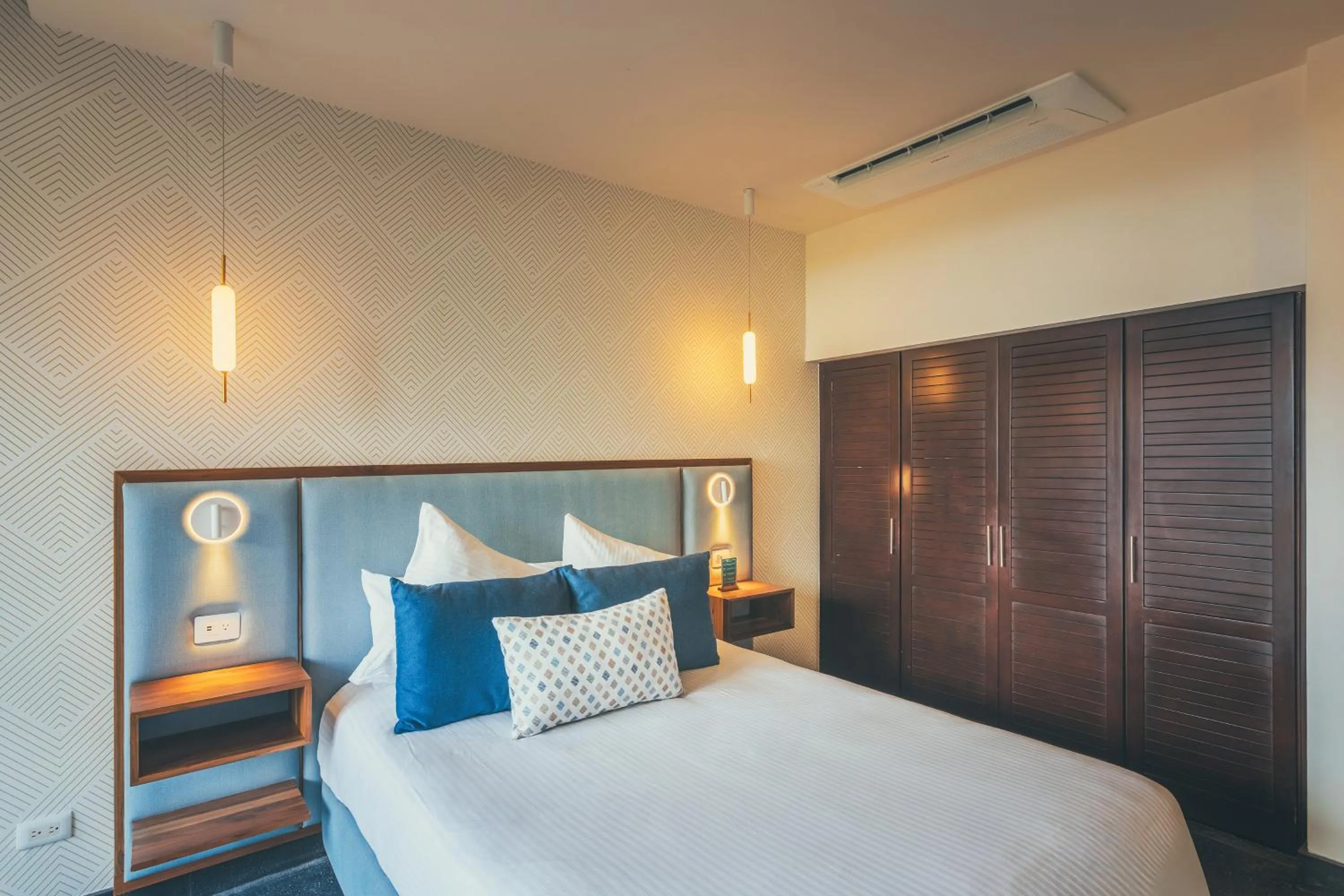 Bed in Los Altos Resort