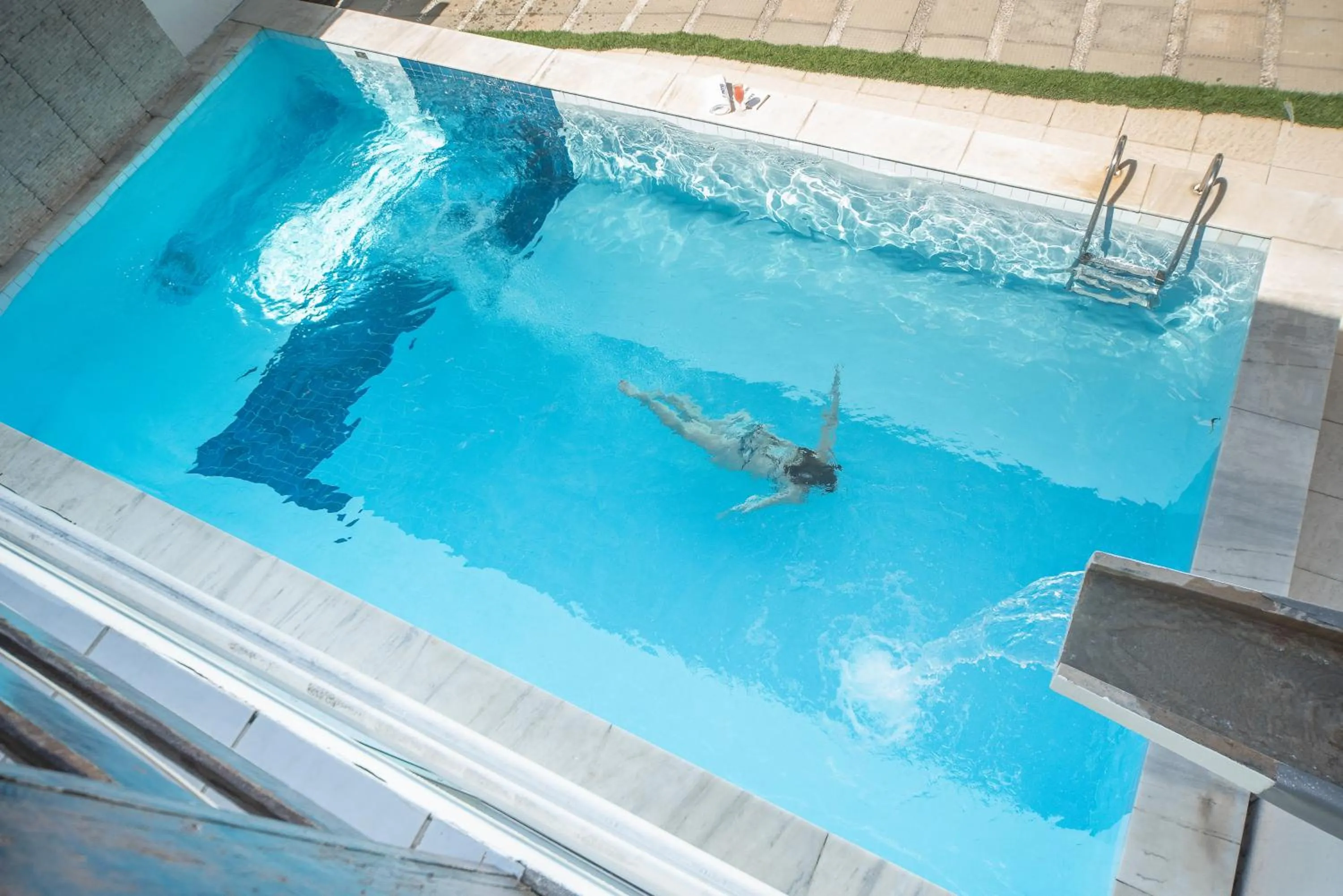 Swimming pool in Hotel Pousada Da Sereia
