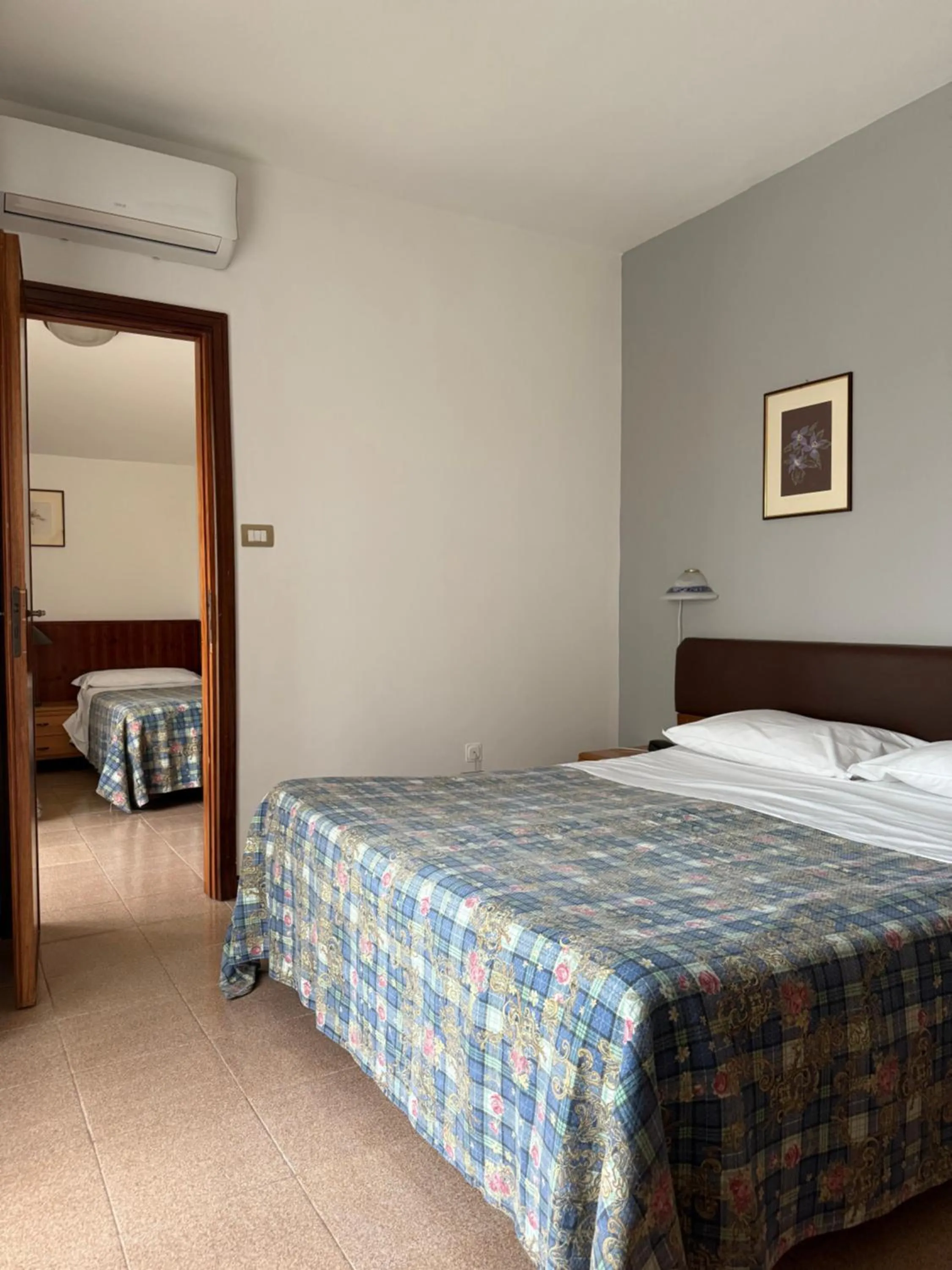 Bed in Cristal Hotel