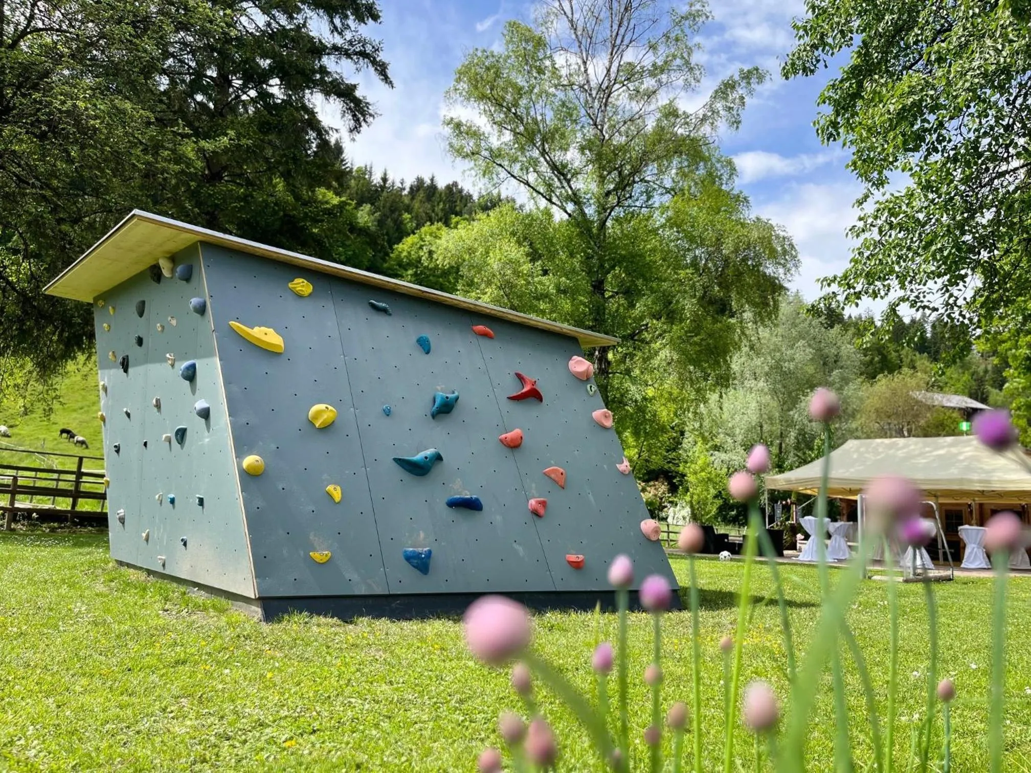 Garden in KOSIS Sports Lifestyle Hotel