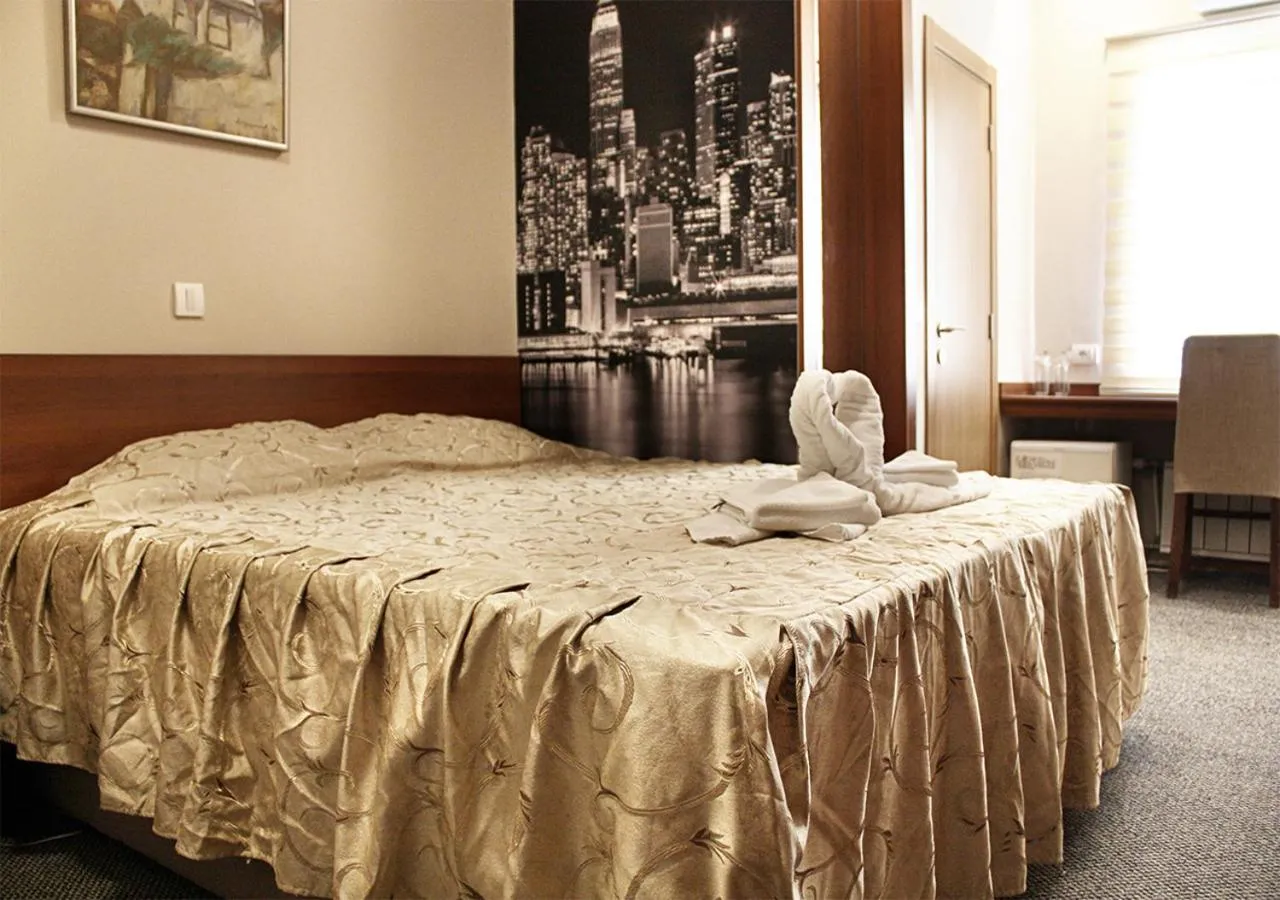 Bed in Hotel Ambasador