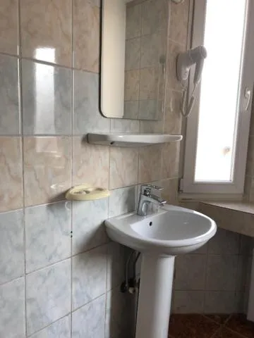 Bathroom in Hotel Ambasador