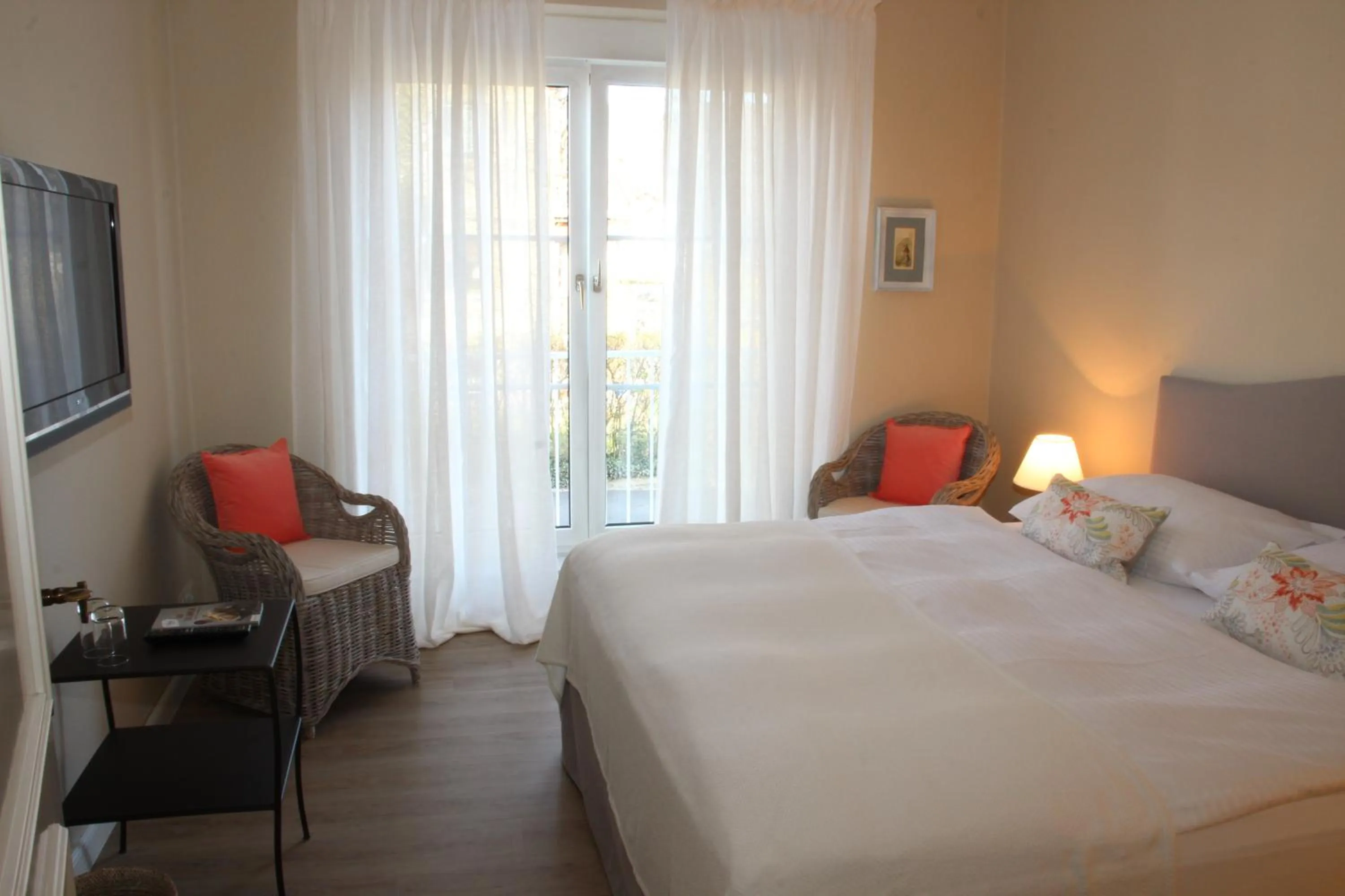 Photo of the whole room, Bed in The Little Guesthouse