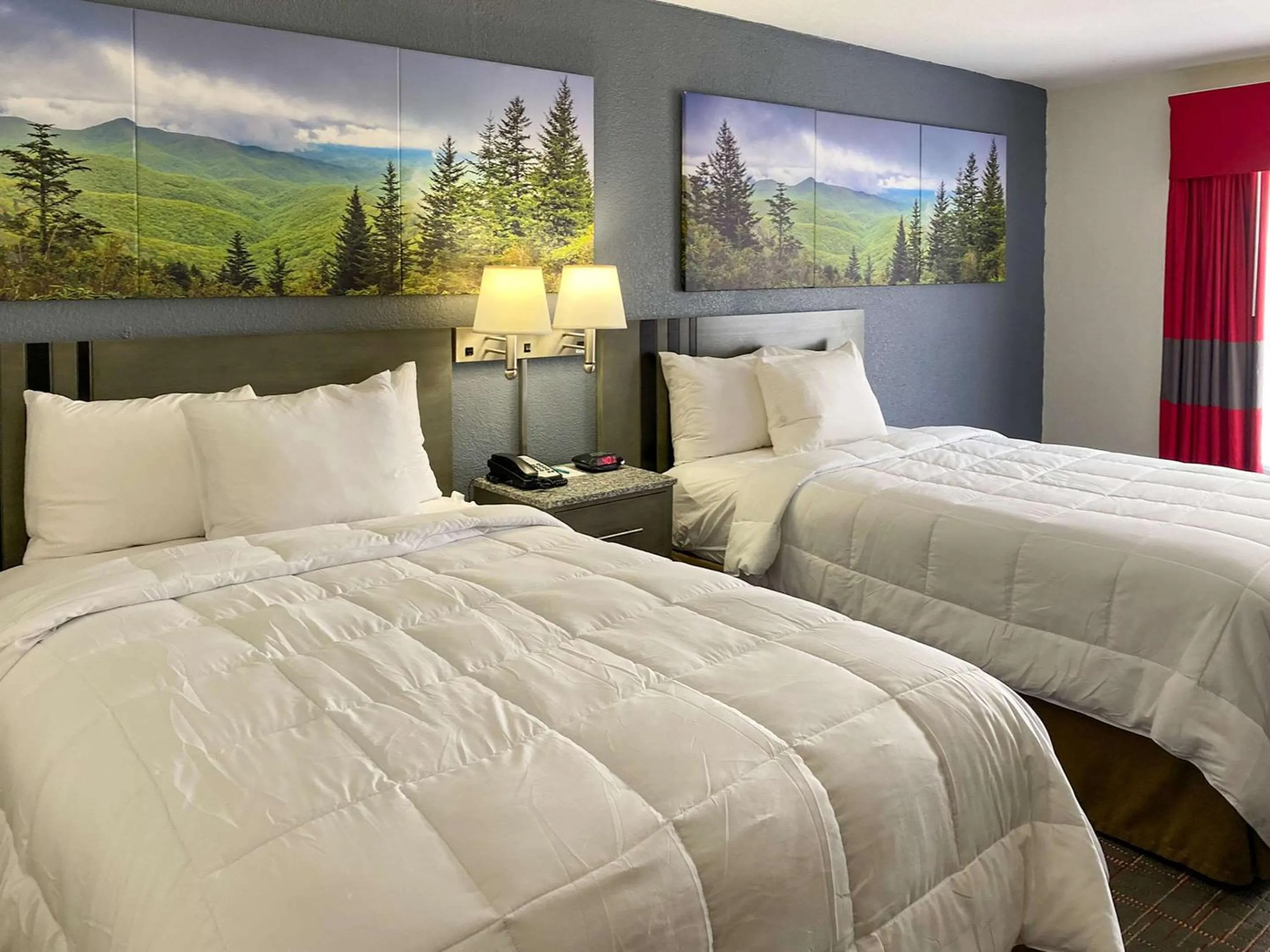 Bedroom in Clarion Pointe - Greensboro Coliseum Area